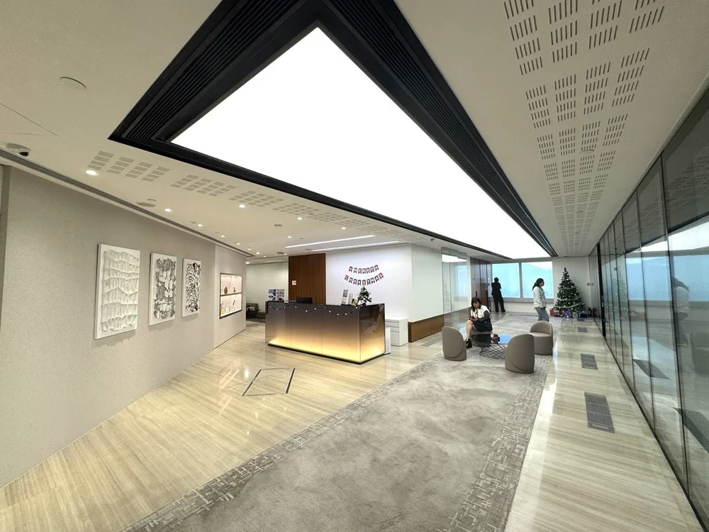 The Center Serviced Offices - 5.jpeg