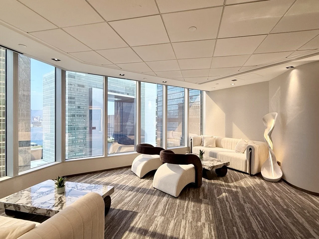 Lippo Centre Serviced Offices - 3.jpeg