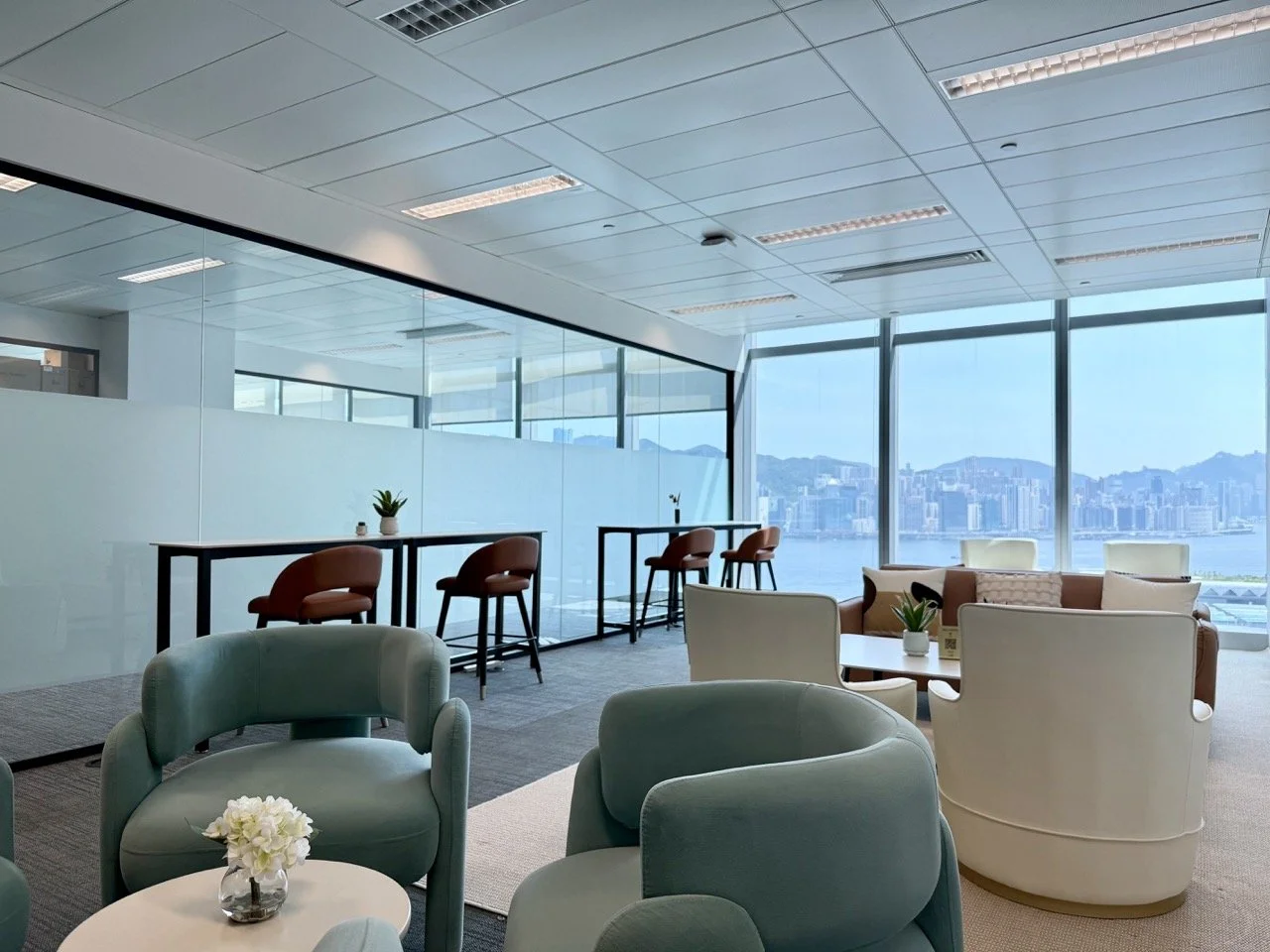 Two Harbour Square Serviced Offices - 1.jpeg
