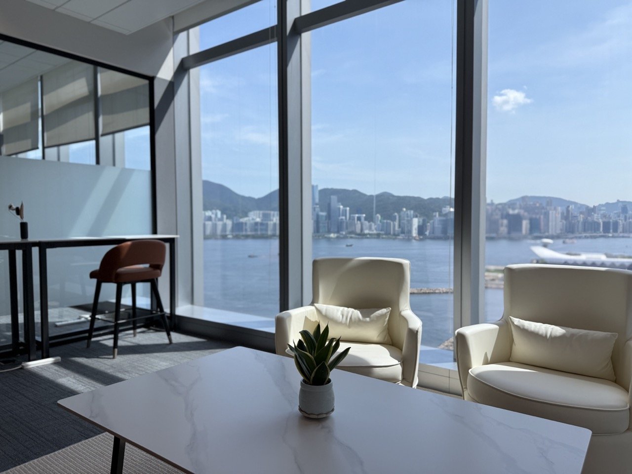 Two Harbour Square Serviced Offices - 2.jpeg