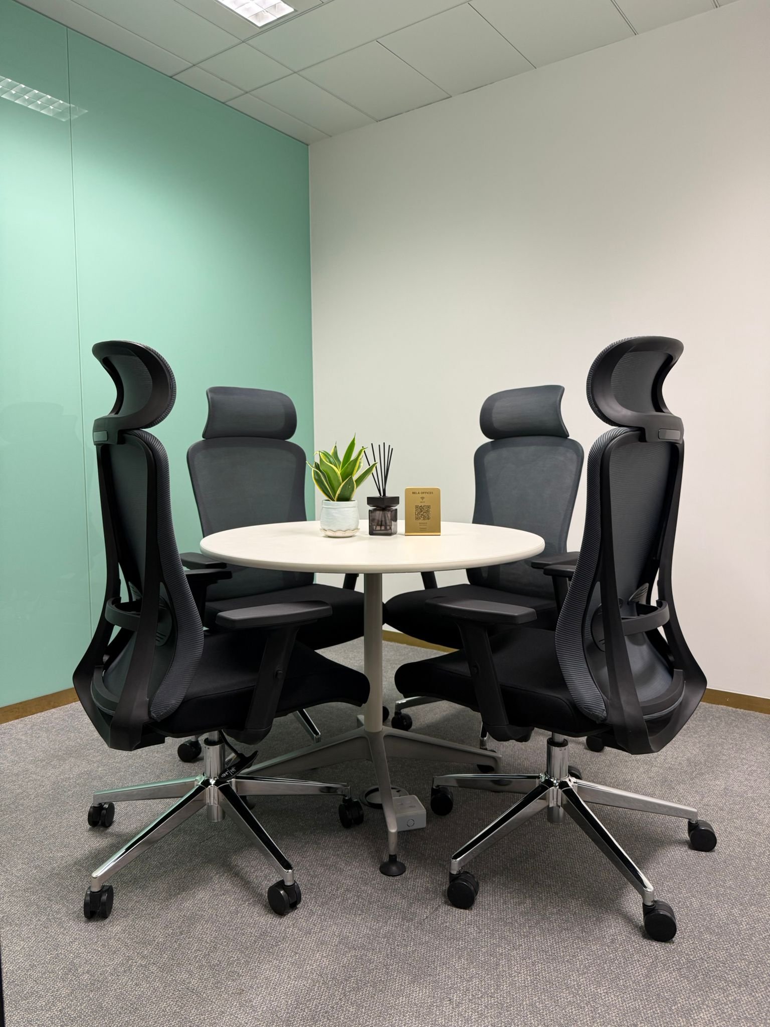 Two Harbour Square Serviced Offices - 6.jpeg