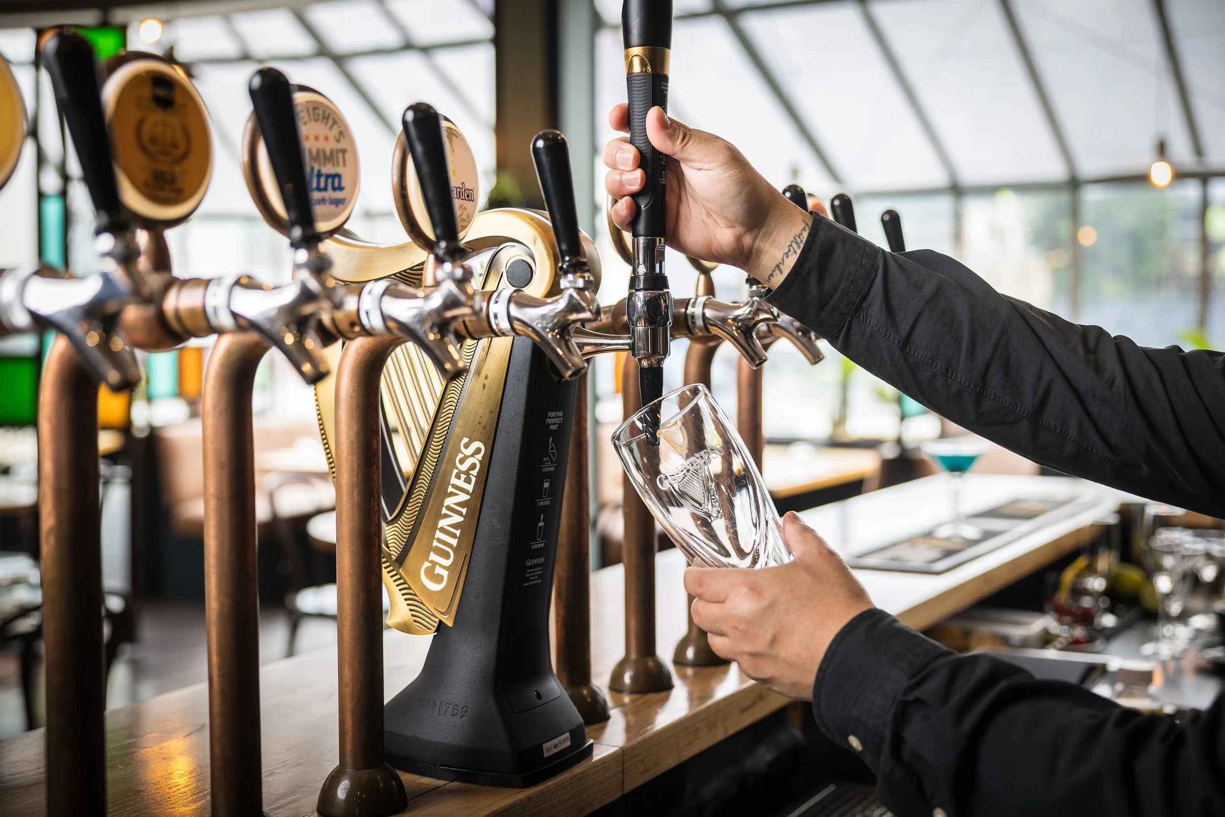 CarnmoreHotel-Wellington_AngusRestaurant&Bar_Taps&Drinks-8.jpg
