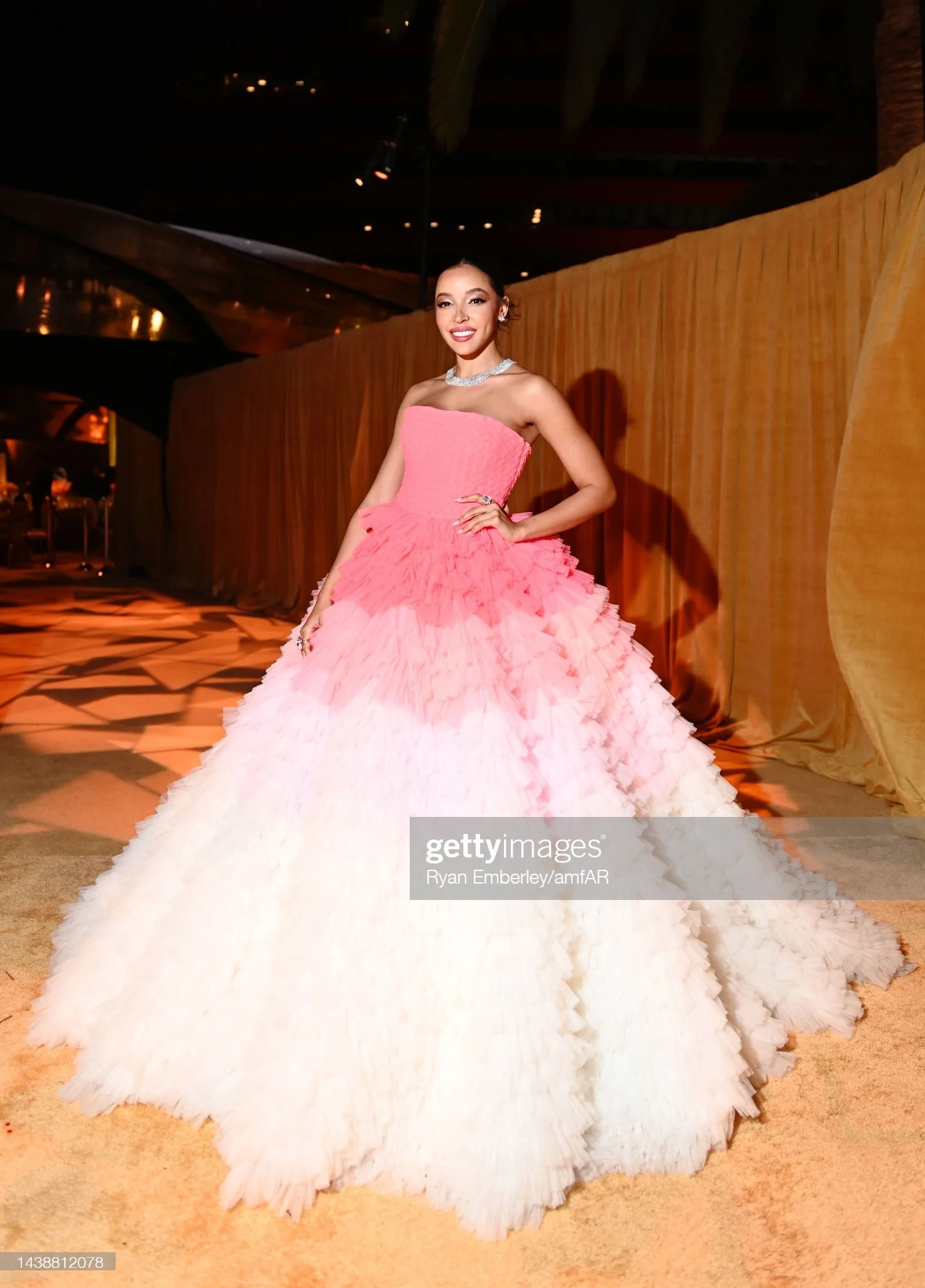 Singer Tinashe attends amfAR Gala Los Angeles 2022