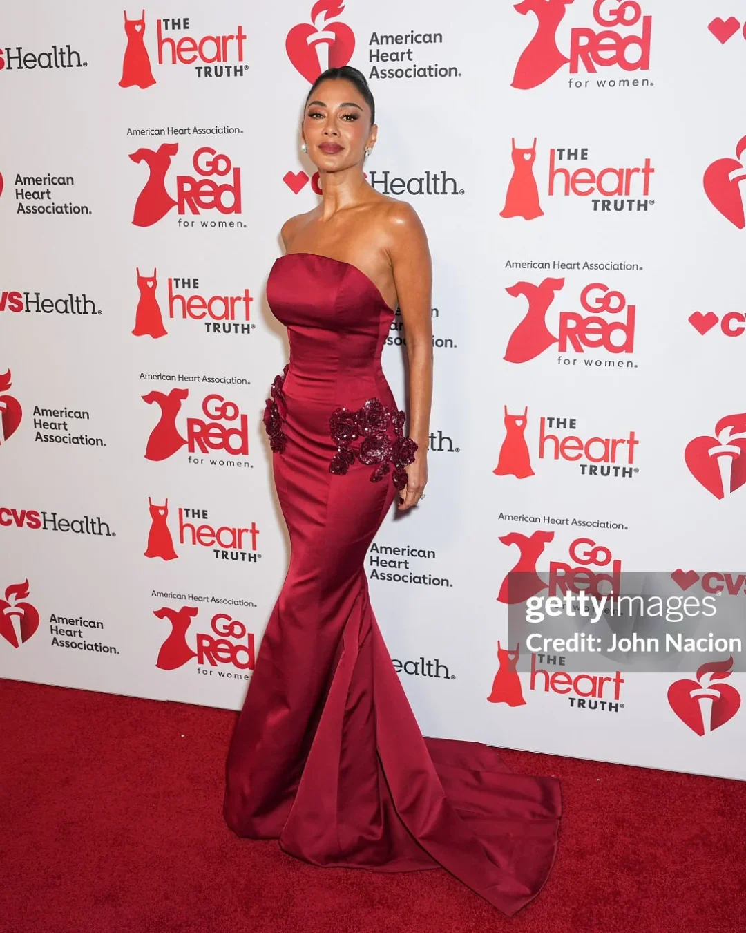 Nicole Scherzinger身穿N+F SS25 春夏晚禮服出席2026 The Heart Association 