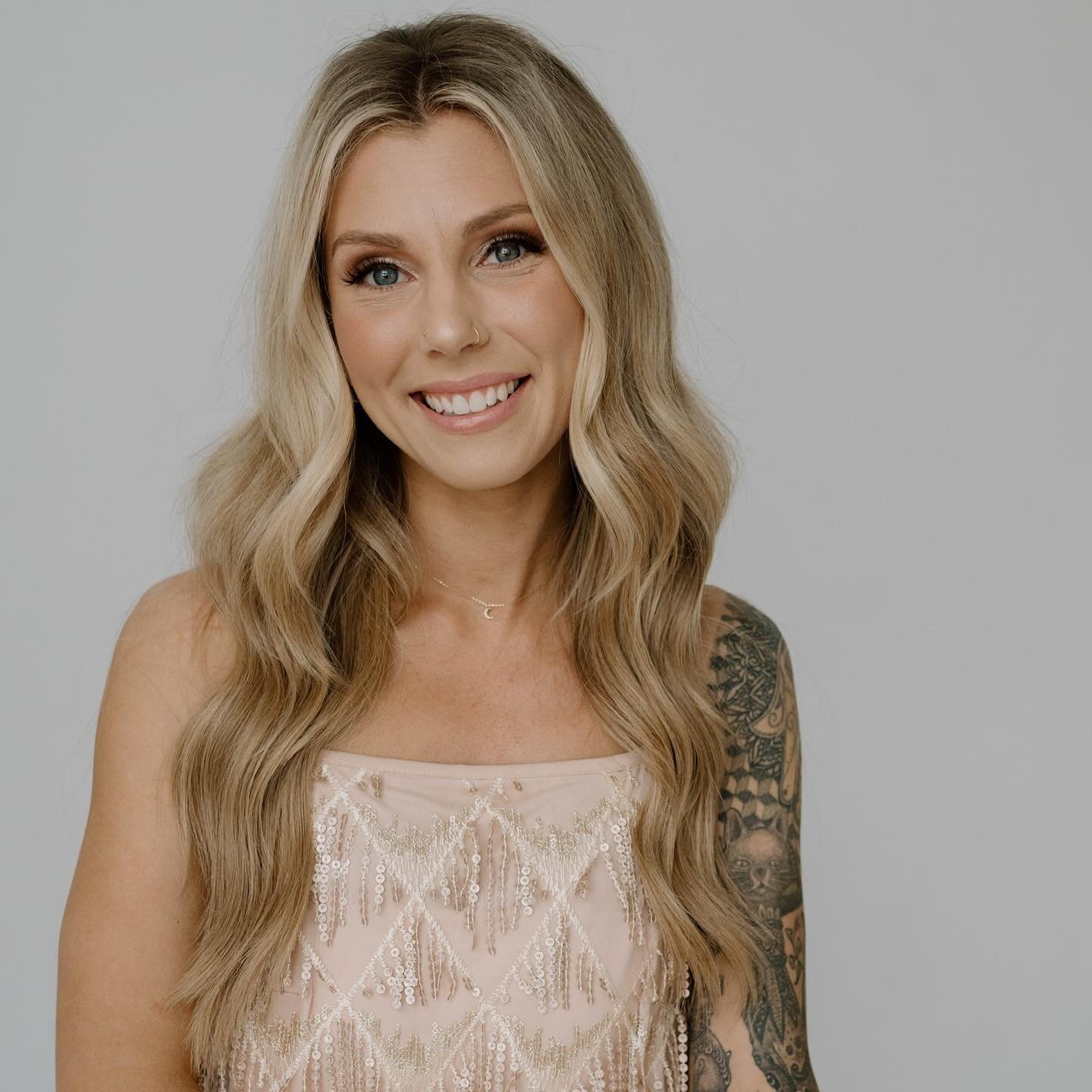Meet Hailey! 
&ldquo;After graduating from the Aveda Institute in 2014, I began my career as a full-time hair stylist in the Milwaukee area. I pride myself in my bridal experience, and although I can achieve almost any style, my favorites consist of 
