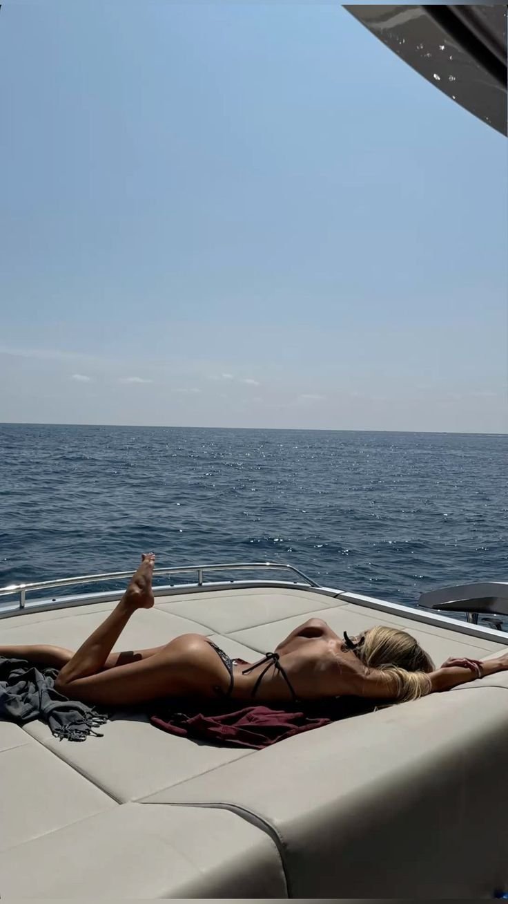 why people fall in love faster on ibiza (and why it never lasts)