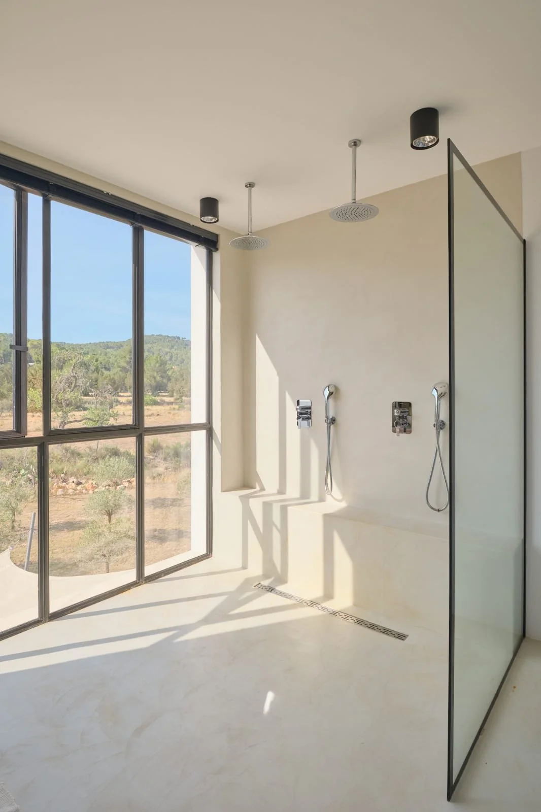 WhatsApp Image 2026-01-10 at 18.13.17 (1).jpeg