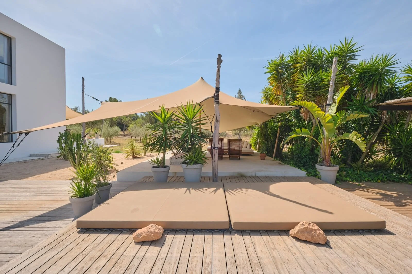 WhatsApp Image 2026-01-10 at 18.13.25 (2).jpeg