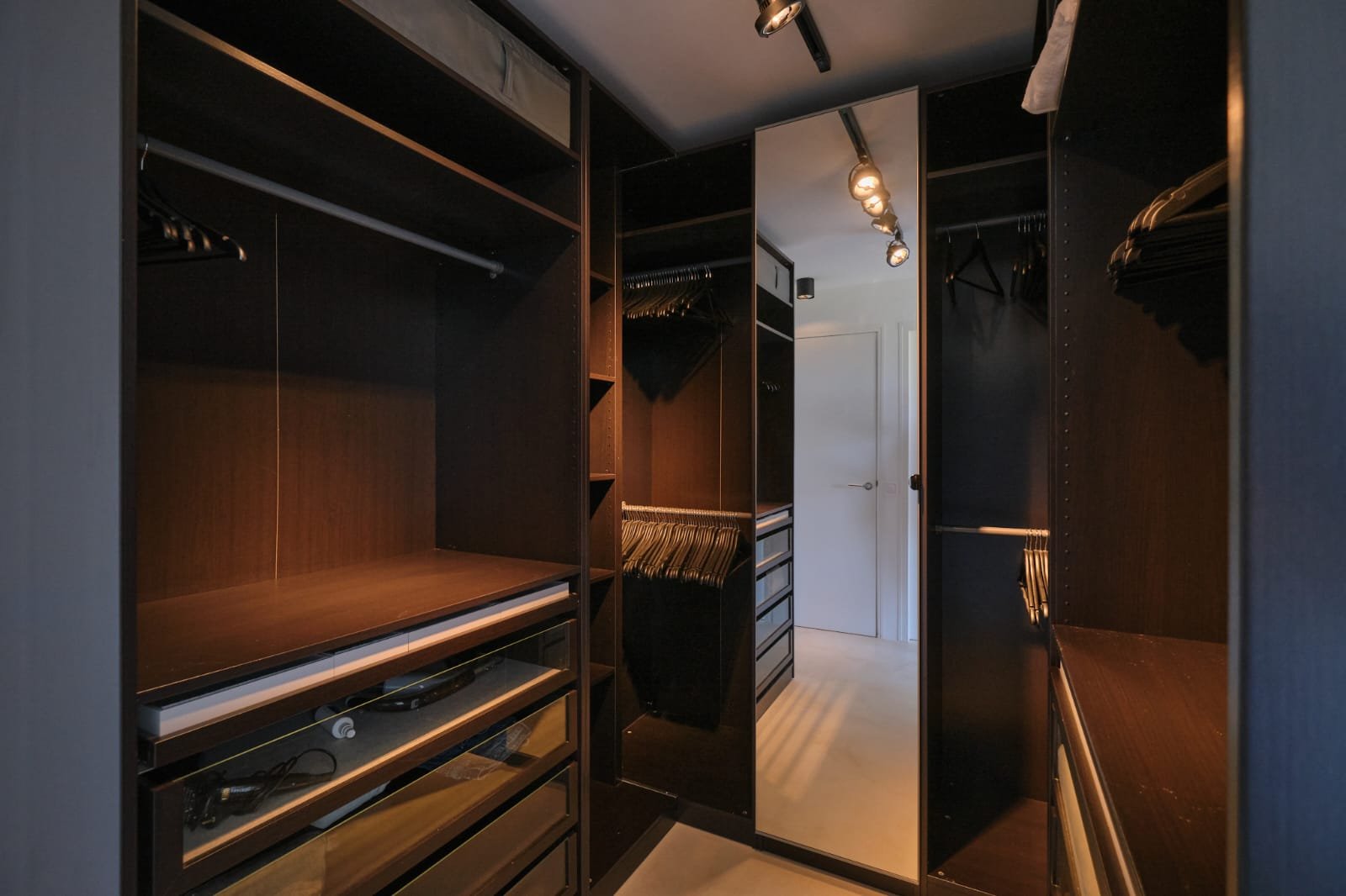 WhatsApp Image 2026-01-10 at 18.13.18 (2).jpeg