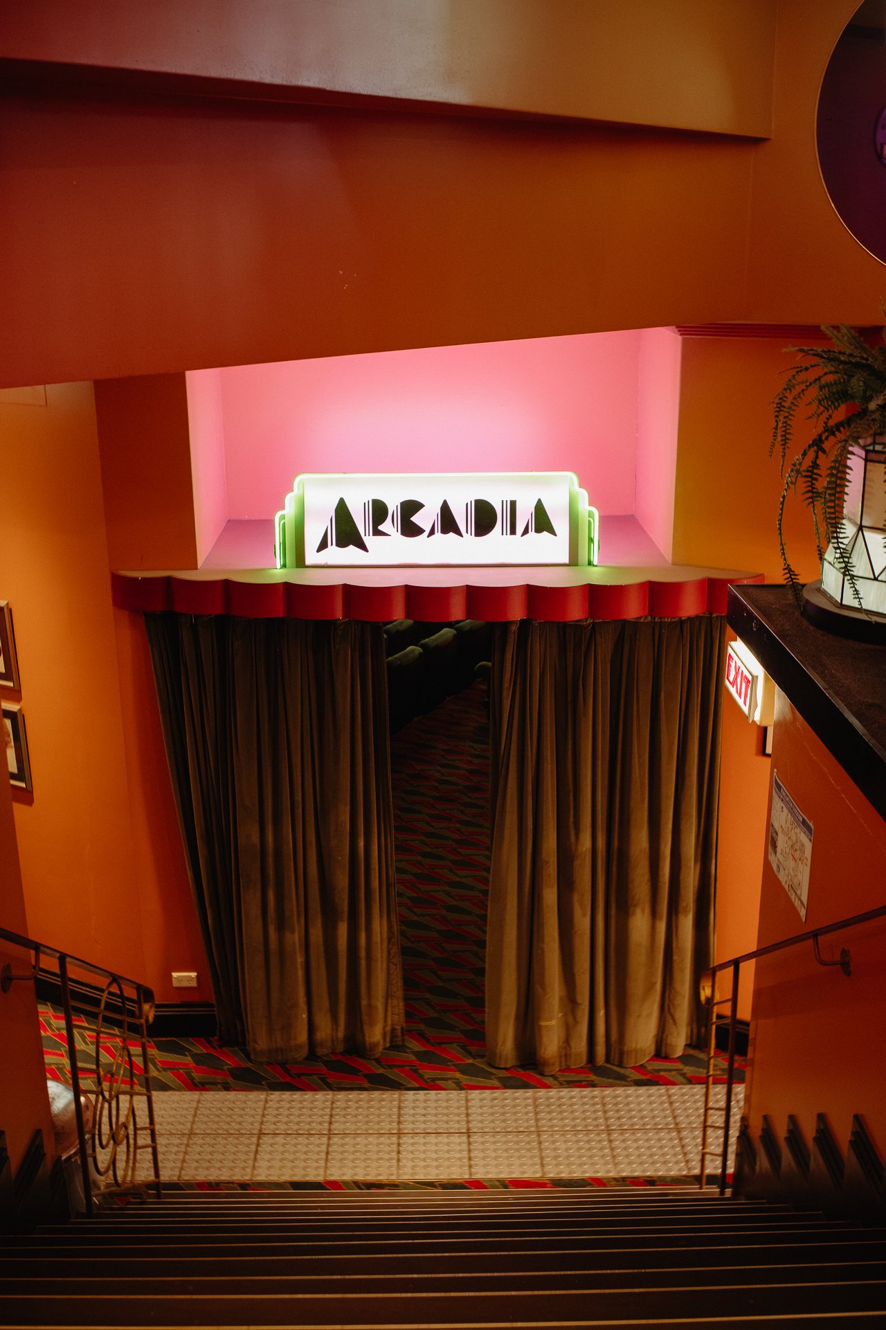 mikael_amanda_theatre18.jpg