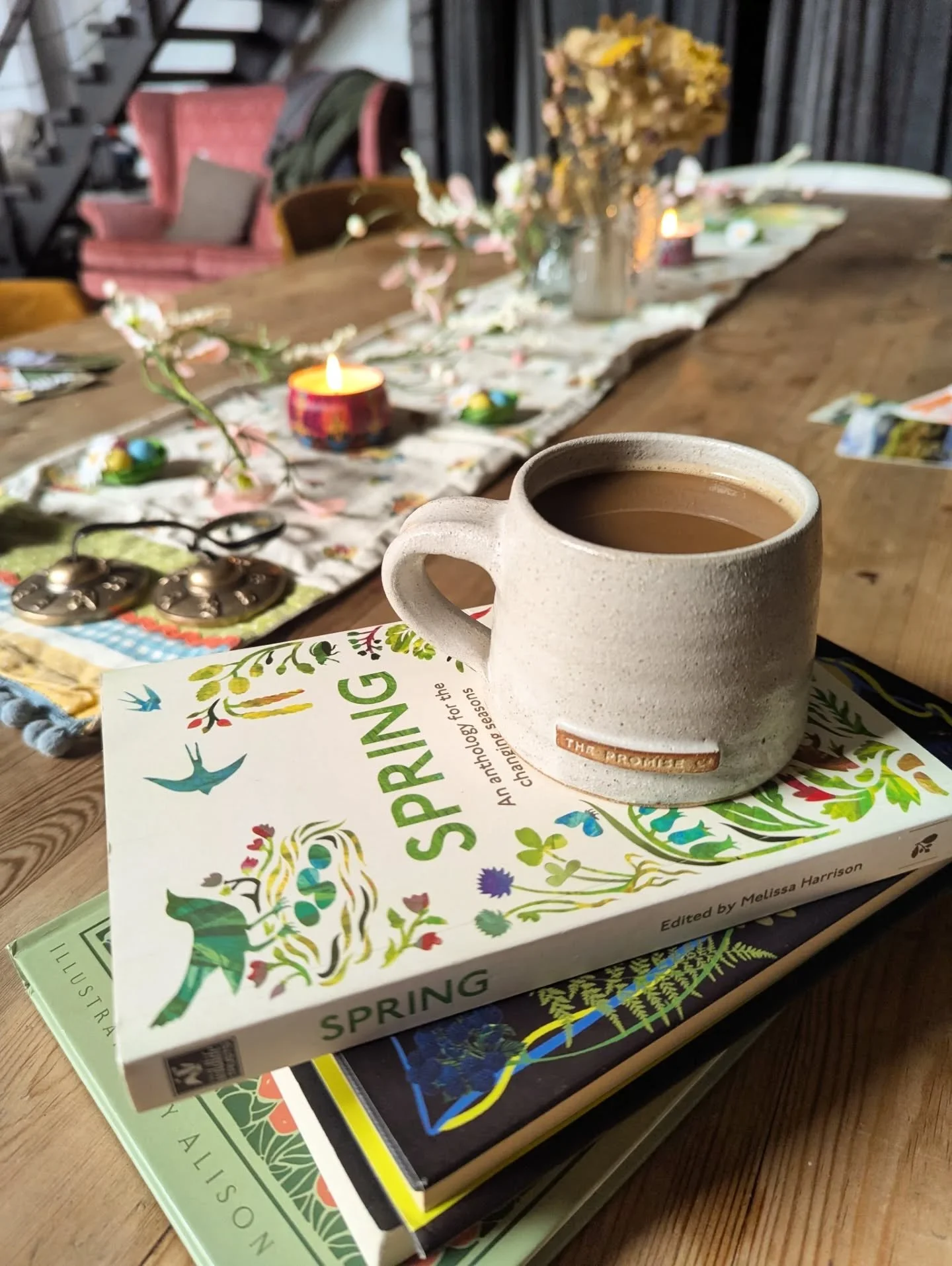 🌸🌱 Spring Mini Retreat 🌱🌸
A beautiful day with beautiful people 🥰
I'm always so pleased to see folks taking time for themselves and celebrating the seasons, it's honestly a joy to know that others feel the need to slow down, reflect and just enj