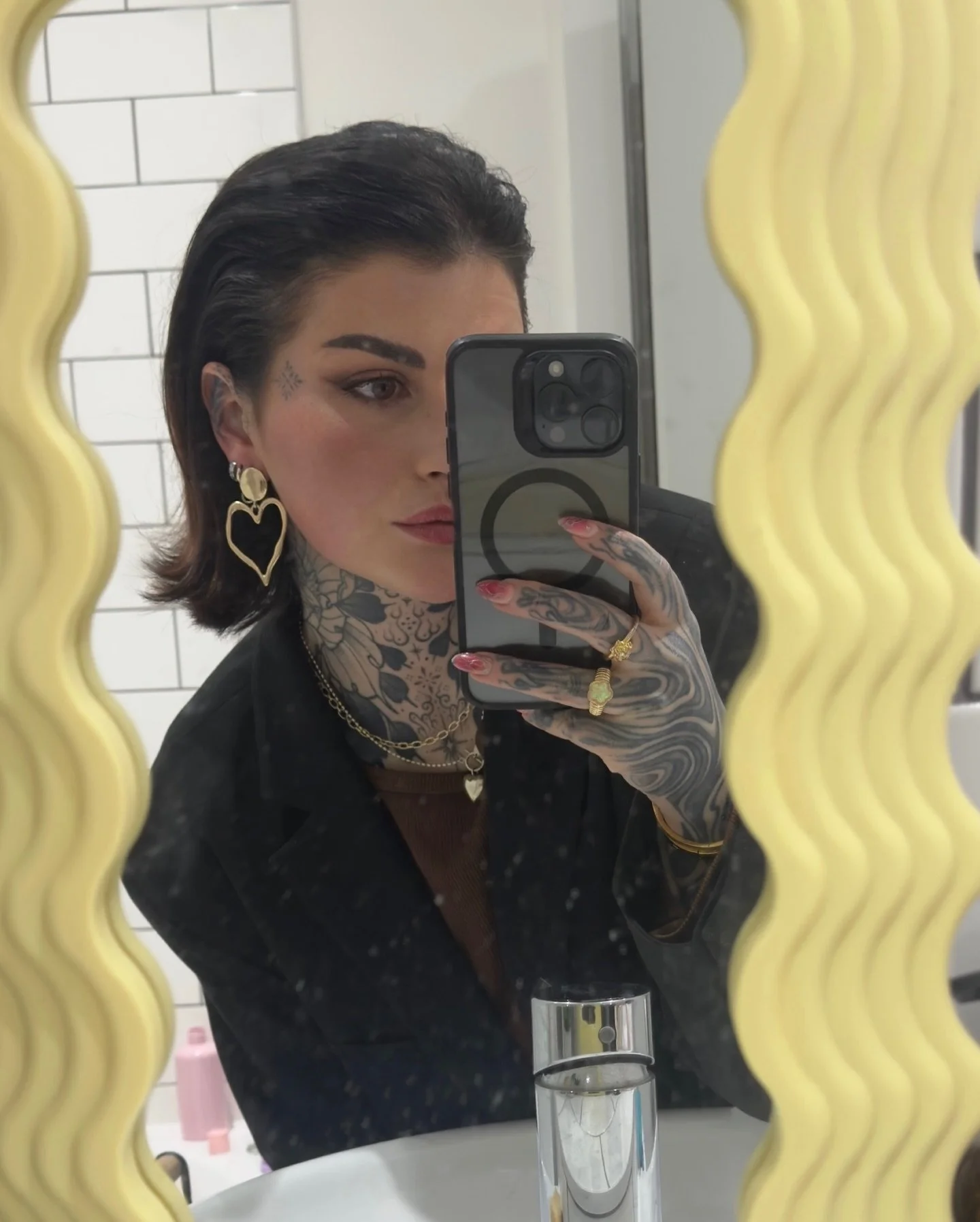 Hello 👋  swipe for some tattoos I&rsquo;ve done and things I&rsquo;ve knitted recently ✨