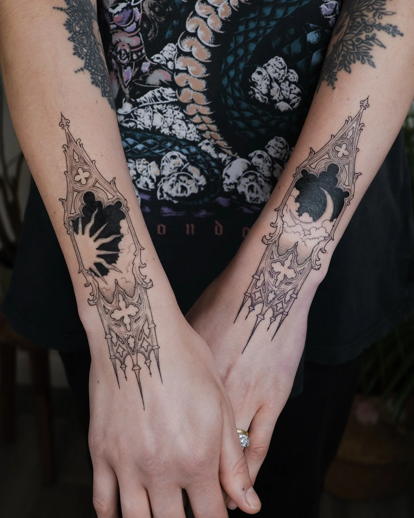 Loved doing these gothic windows for Kelly - wrist tattoos are better than jewellery imo 💅

Done at @elysiumtattoosheff 
Using @magnumtattoosupplies &amp; @thermatekk