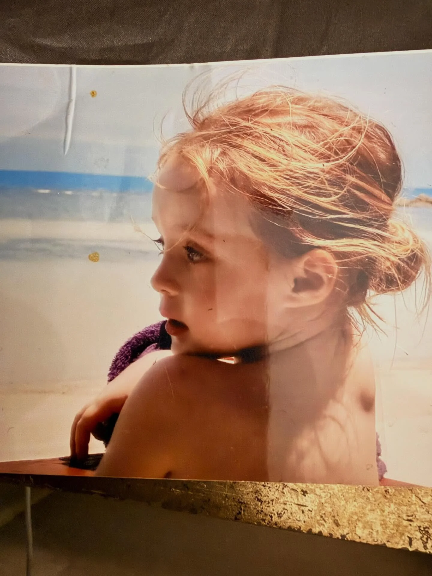 Hey little deep-sea-diver, could you come home soon please? @eva_sophia_k #daughter #love #oceanlover