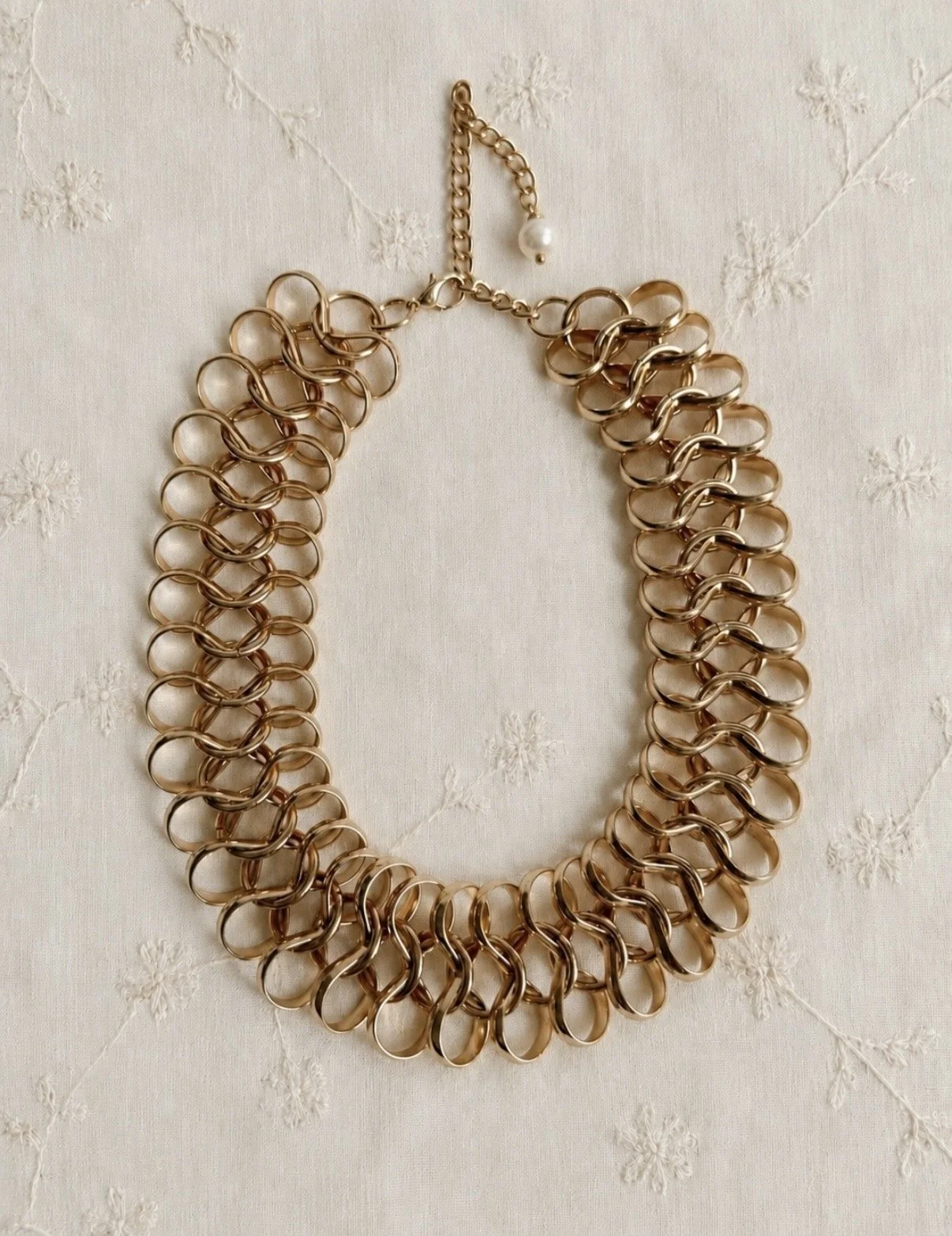 Gold Chain Collar Necklace