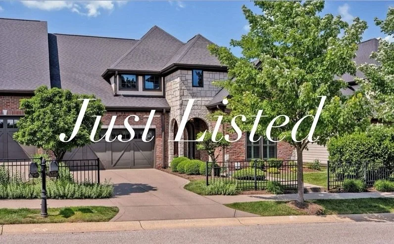 ✨1745 South Springhouse Drive✨
Amazing 3 bedroom ranch in the sought after amenity rich community of Renwick Village.
🛌 3 Bed
🛁 2 Bath
📐 1800 sq ft
📍 Custom Details Throughout
🌿 Fenced-in Terrace overlooking green space
🎾 Walking trails, Park