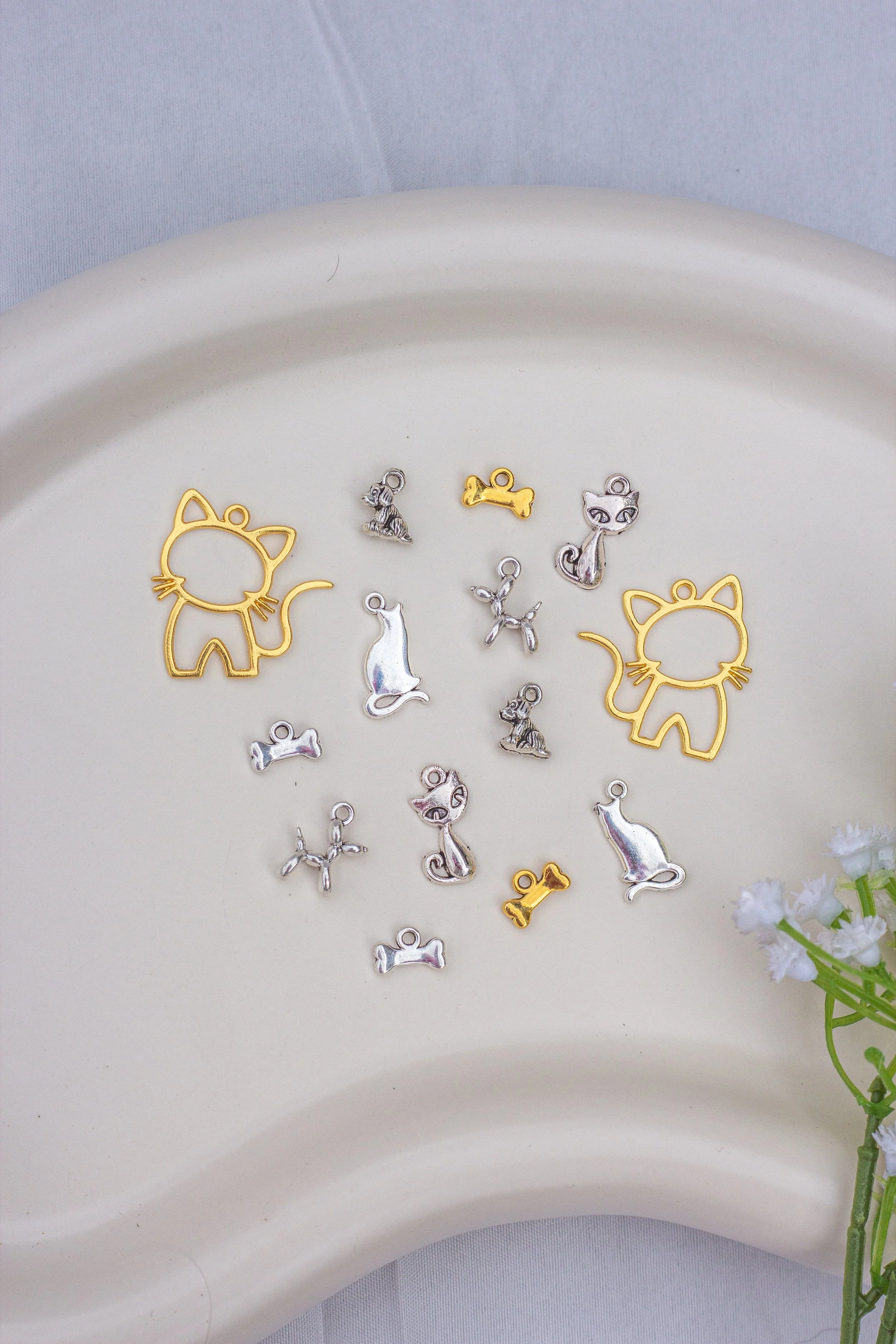 Catcharms2.jpeg