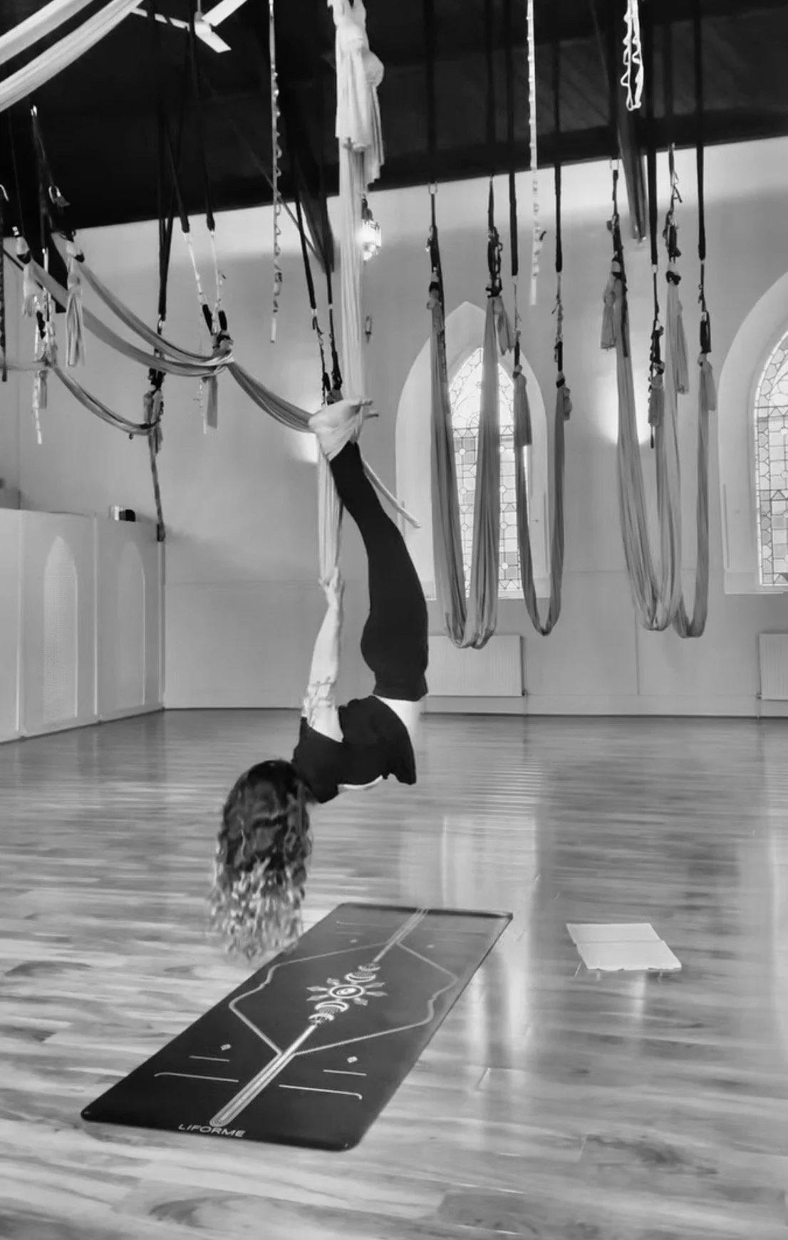 Aerial Yoga (Cover)