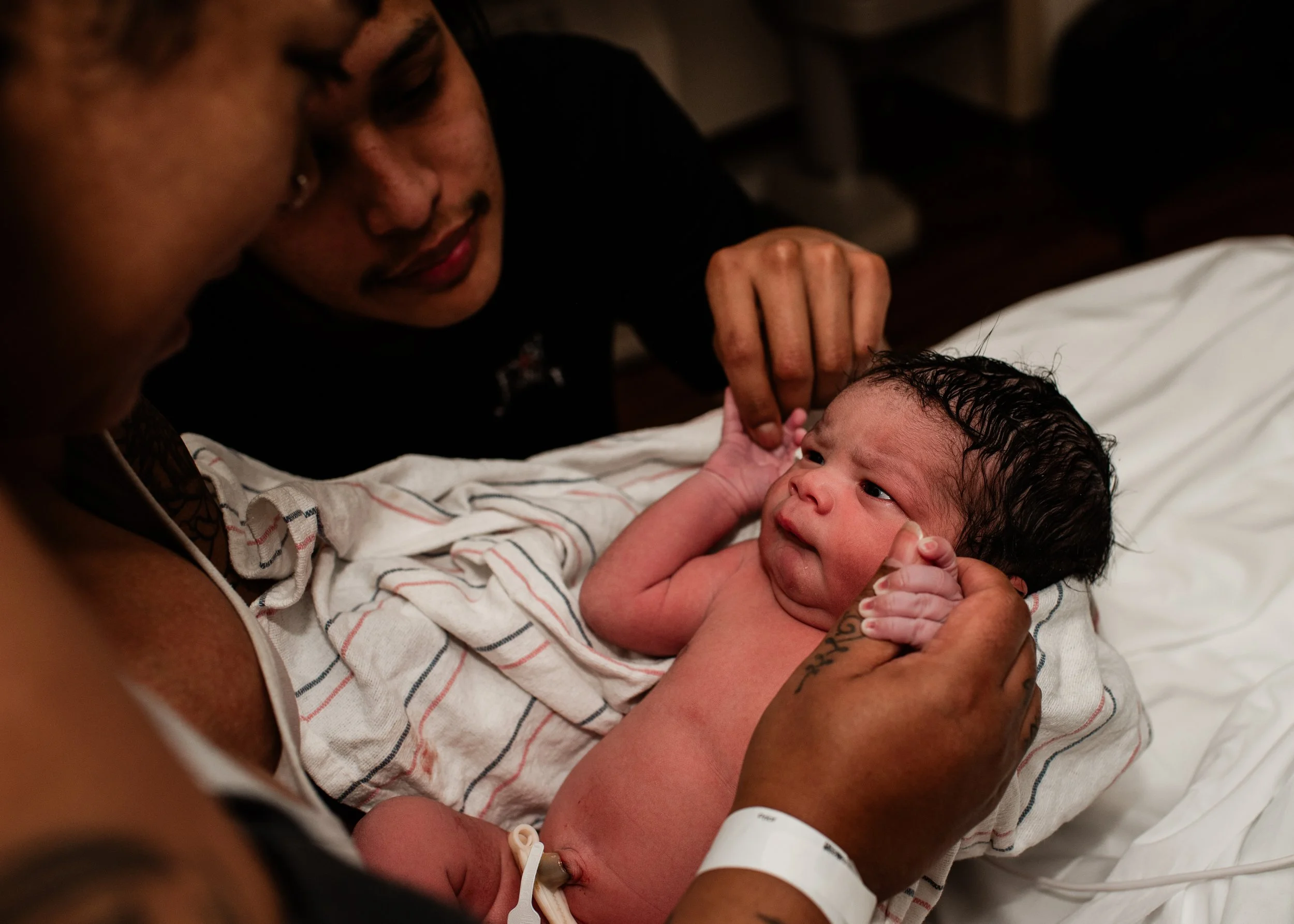 Born With Midwives at M Health Fairview Masonic Children’s Hospital, in Minneapolis, Minnesota | A Birth Story in Photographs 