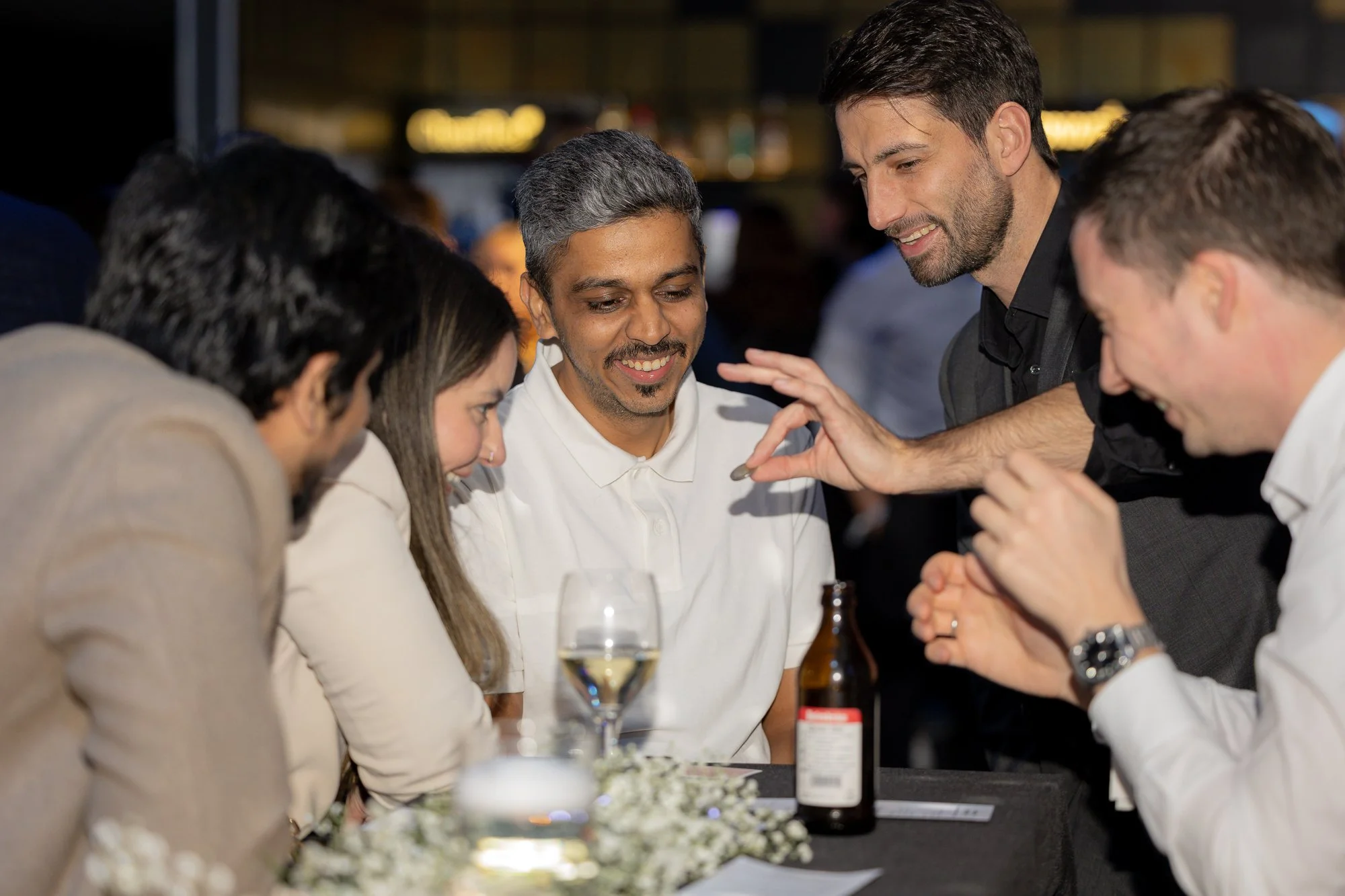 Eventphotography_magician_waving_michaelgeipel.de.jpg