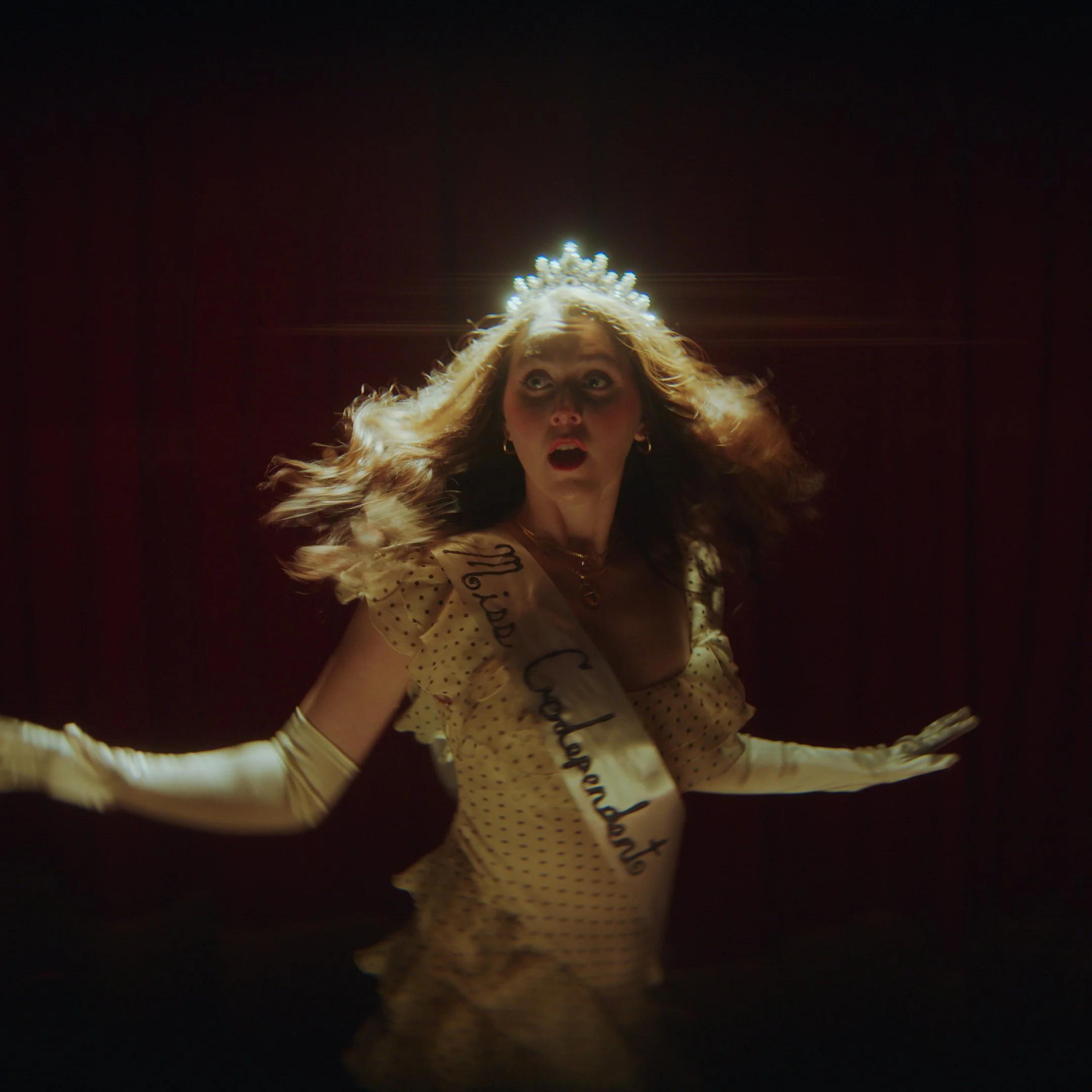 Still 2025-10-18 233005_1.1.1.jpg