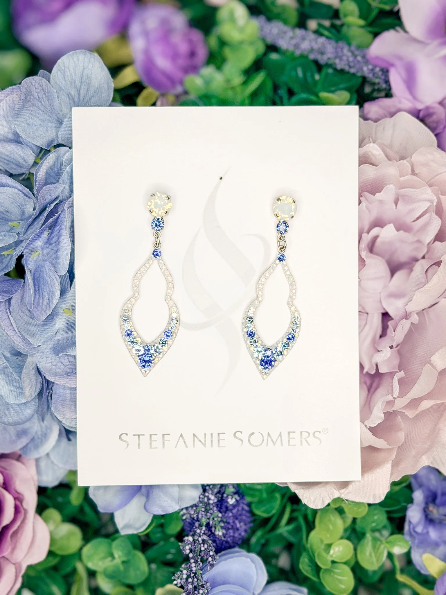 CHARLISSE DEMI