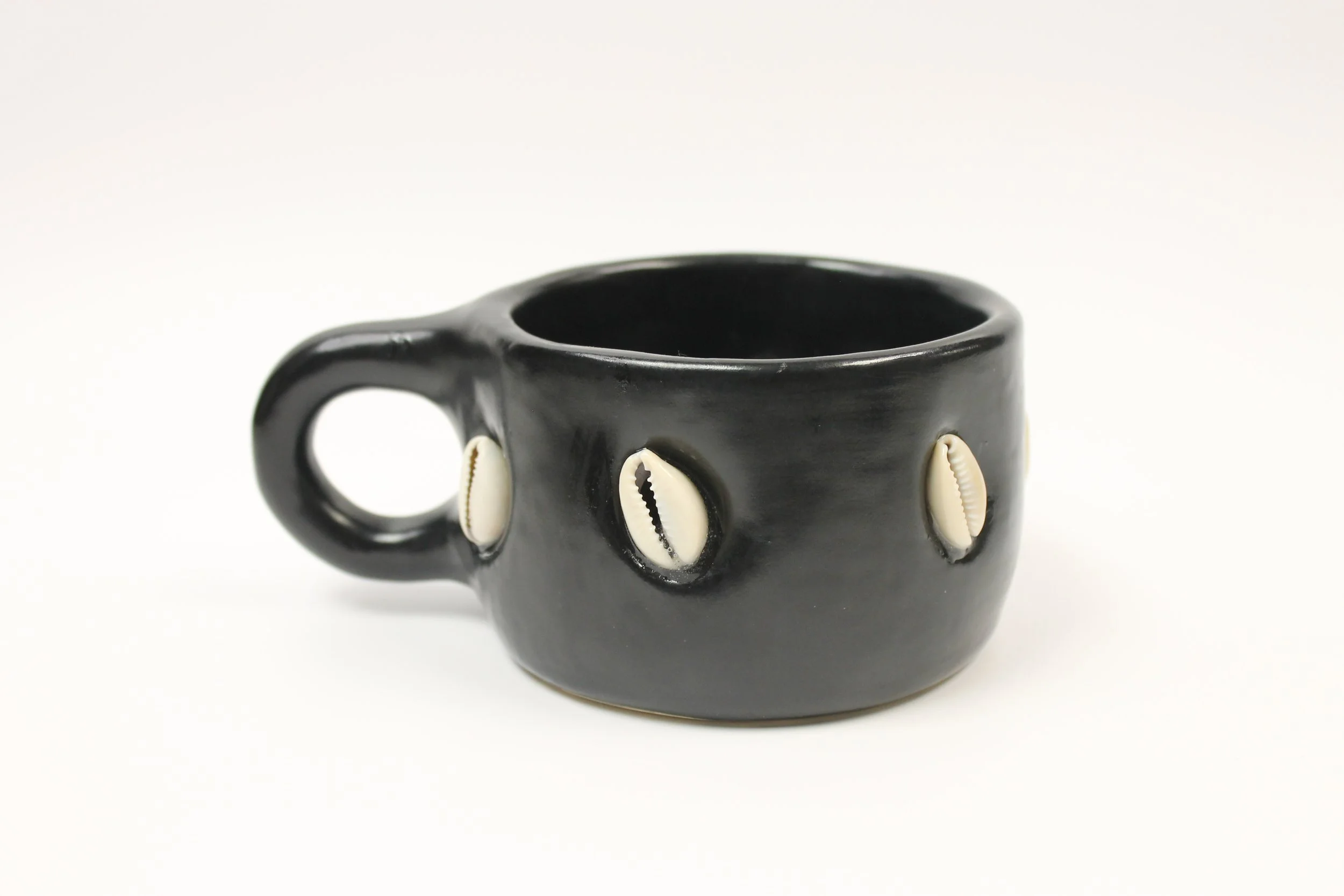 THE COWRIE MUG