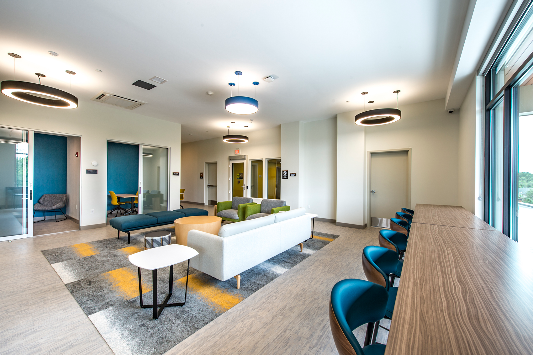 099_200715_Finch_Apartments_CambridgeLR.png