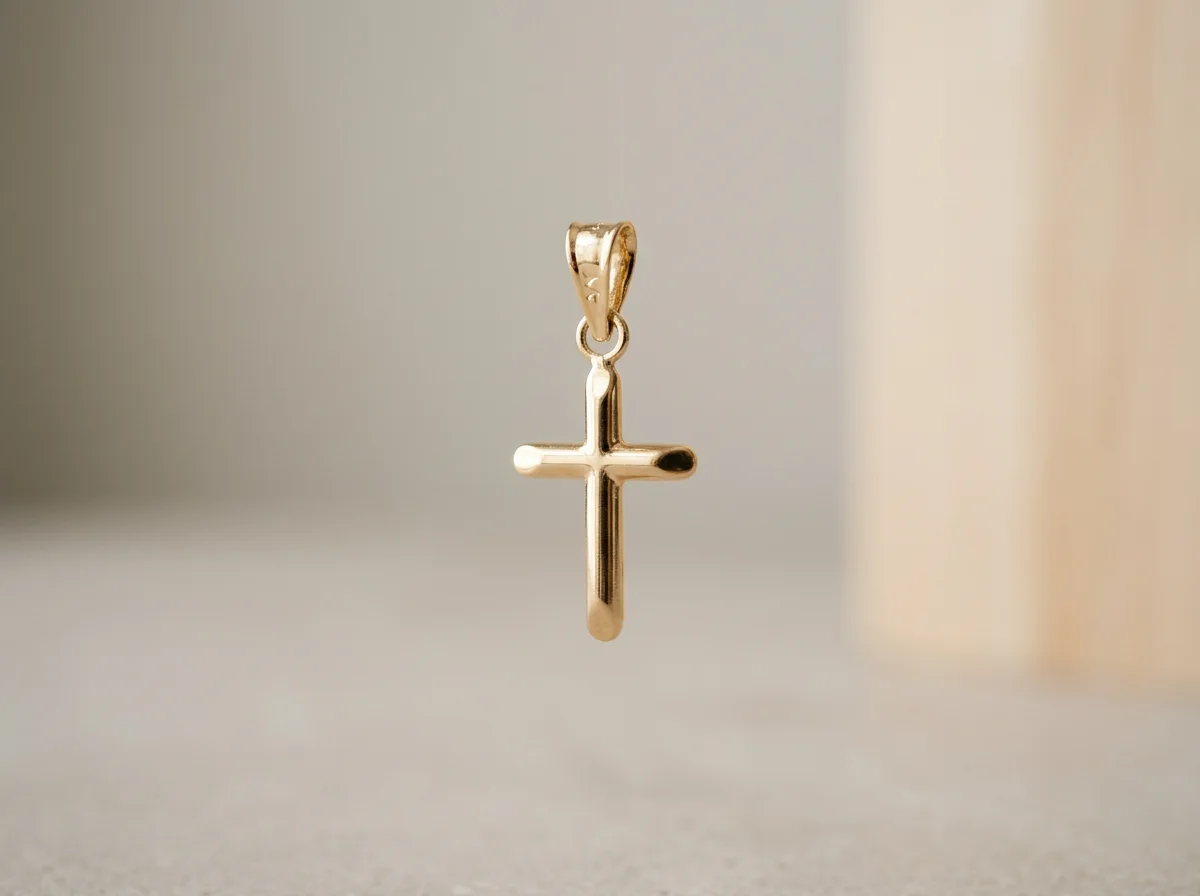 18ct  Yellow Gold Cross Pendant