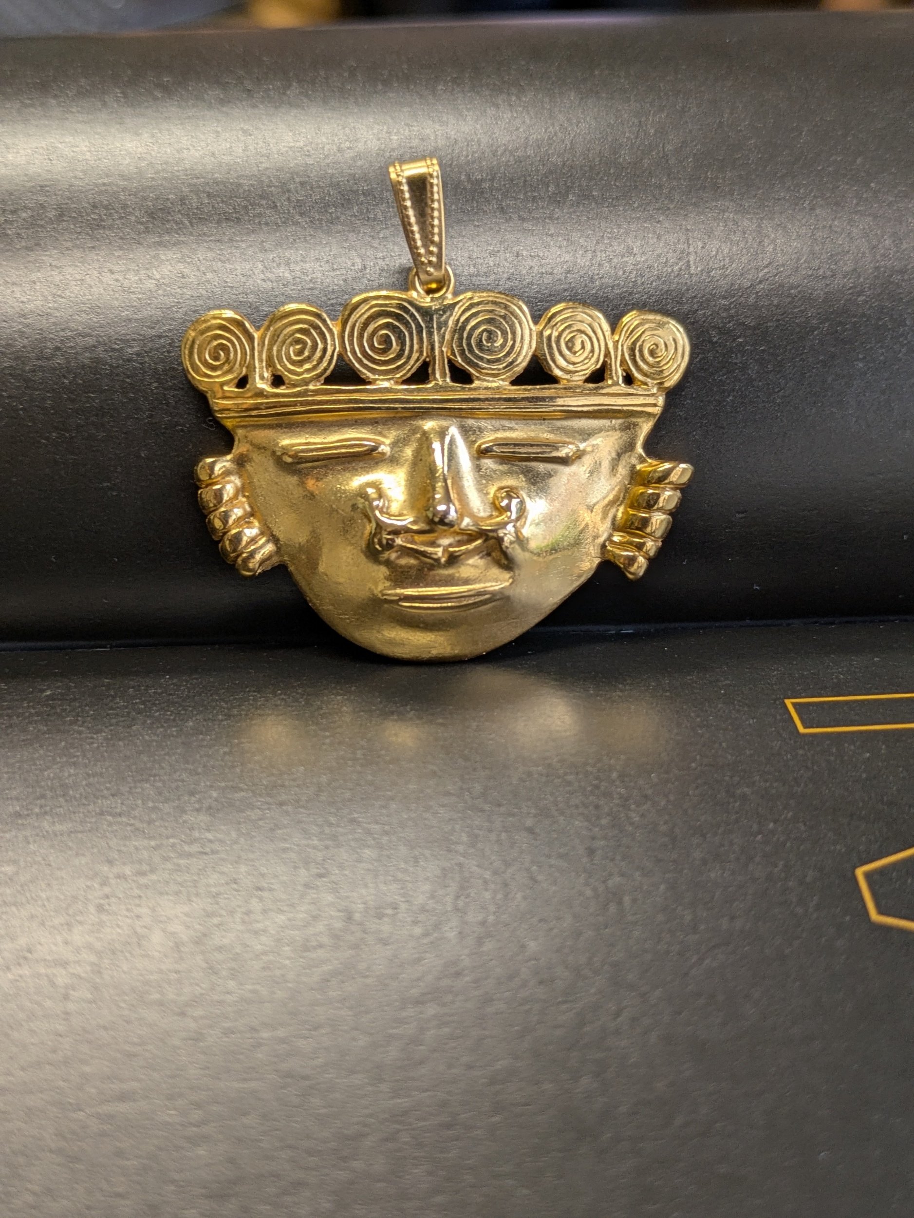 Pre-Columbian Muisca Face Pendant