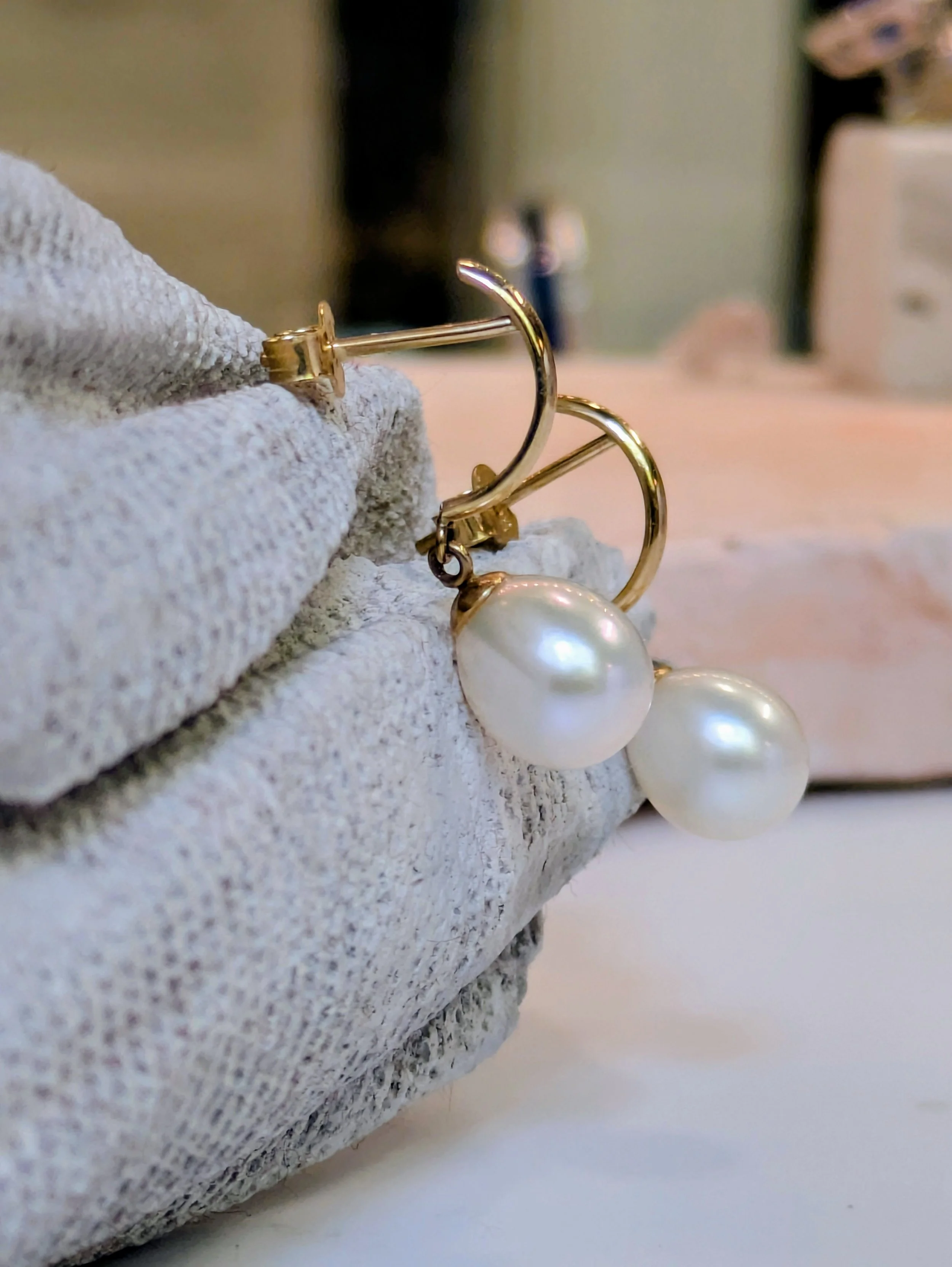 9ct Yellow Gold Pearl Drop Shape Earrings