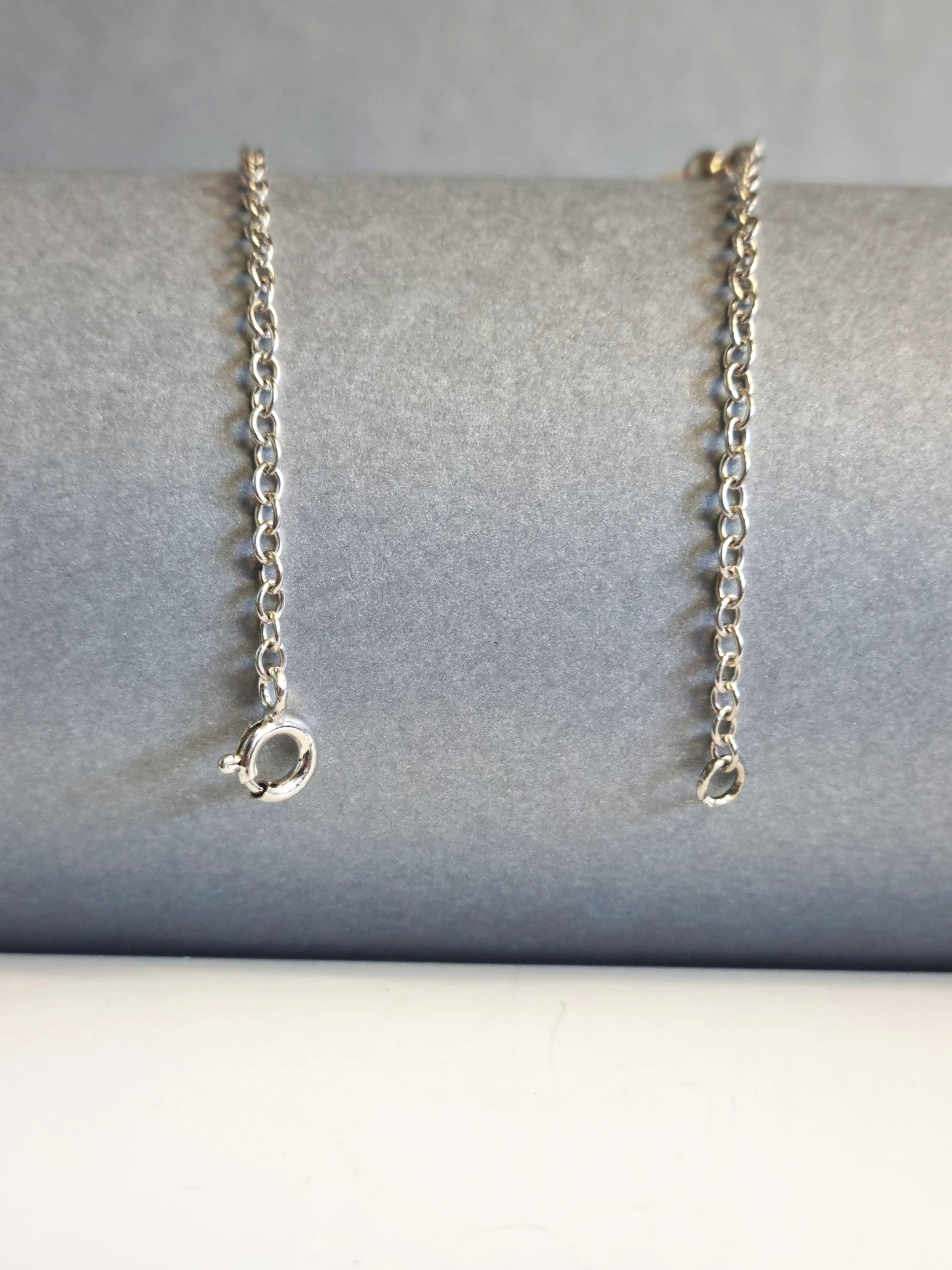 Bold Clasp Bracelet display