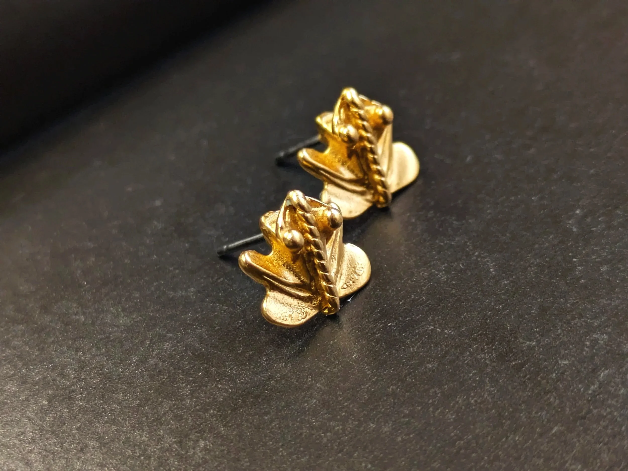 Pre-Columbian Tairona studs