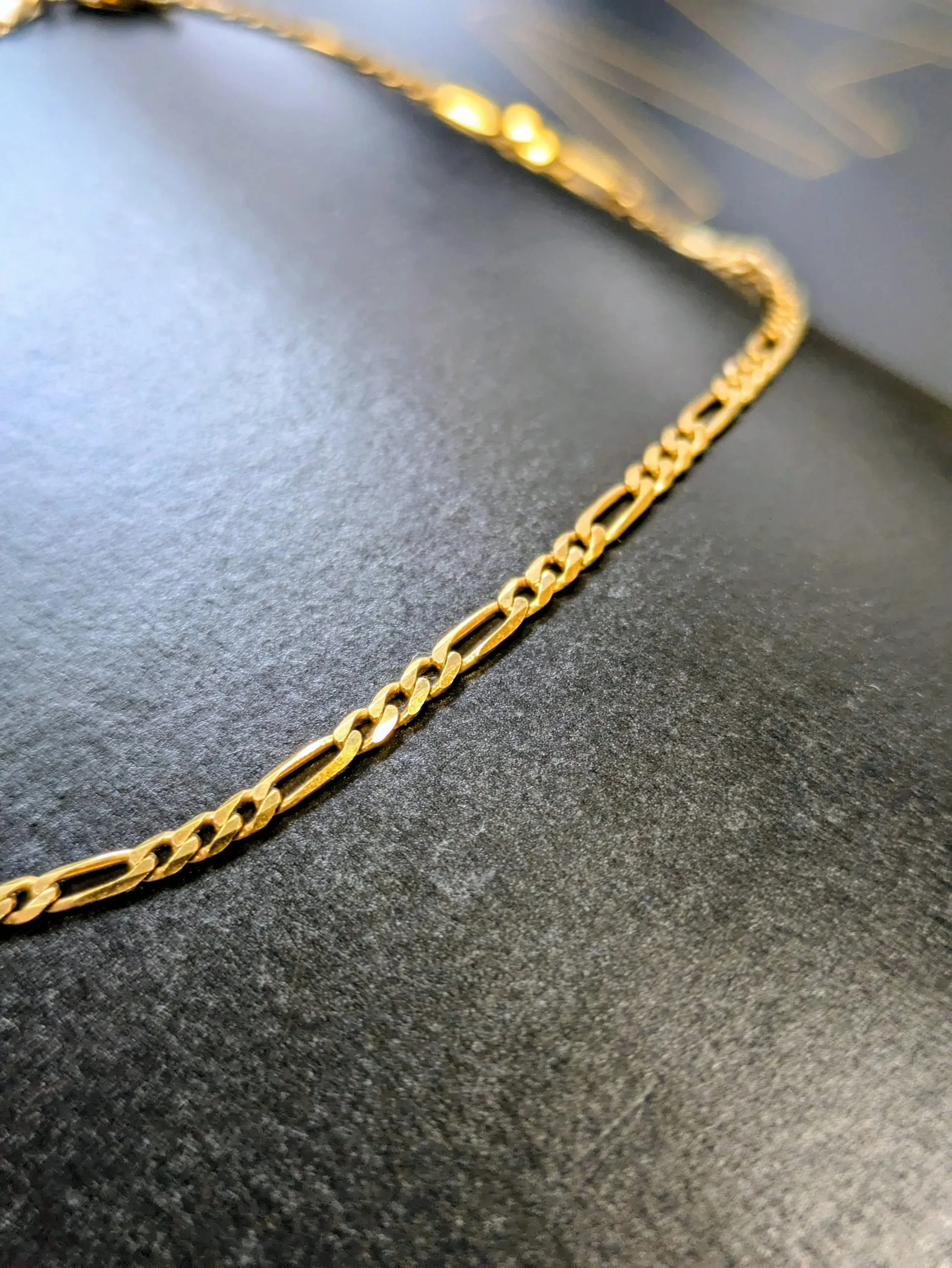 Figaro gold necklace