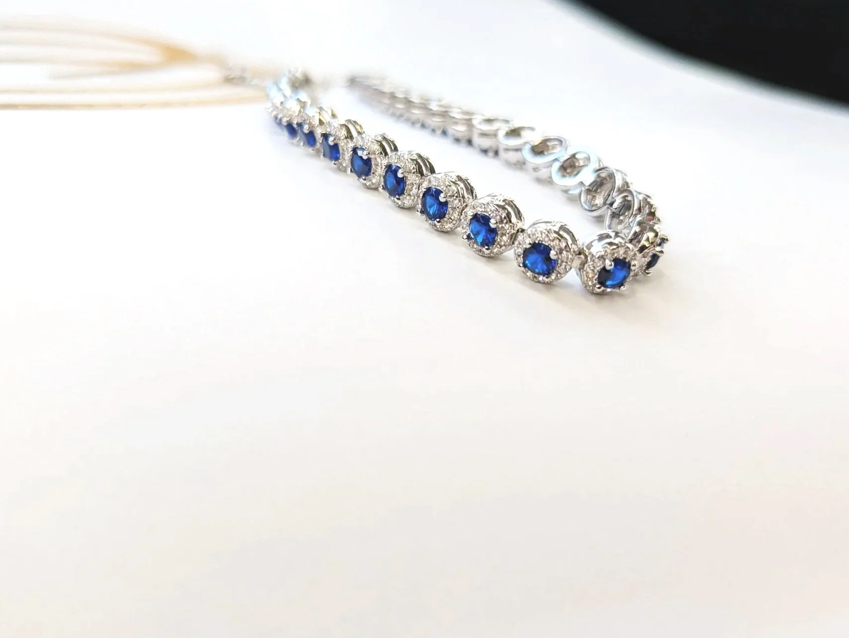 Round Blue Sapphire Tennis Bracelet