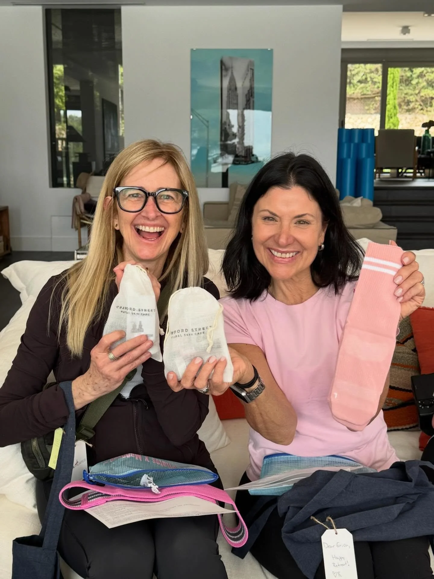FlexPilates x Menorca has officially began!
Some gifties, a swim and welcome drinks followed by an amazing dinner prepared by chef Monica! 

Tomorrow we will be starting the day with Pilates followed by some fun activities. Stay tuned to see what we 