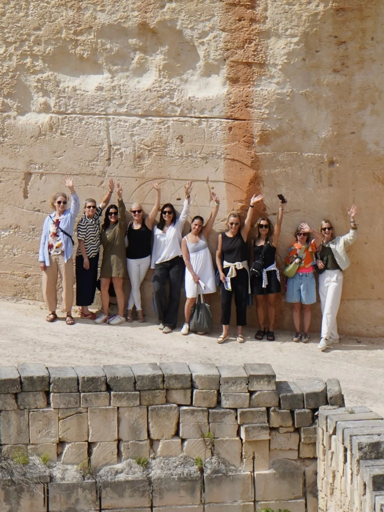 Days 3 &amp; 4 in Menorca 🌞
Too busy exploring to post until now &mdash; hikes, beaches, sunset dinners, wine tasting, and the Raw Photo Festival in Alaior ✨ Loved meeting photographer Zahra Mirmalek and seeing her incredible work in the women&rsquo