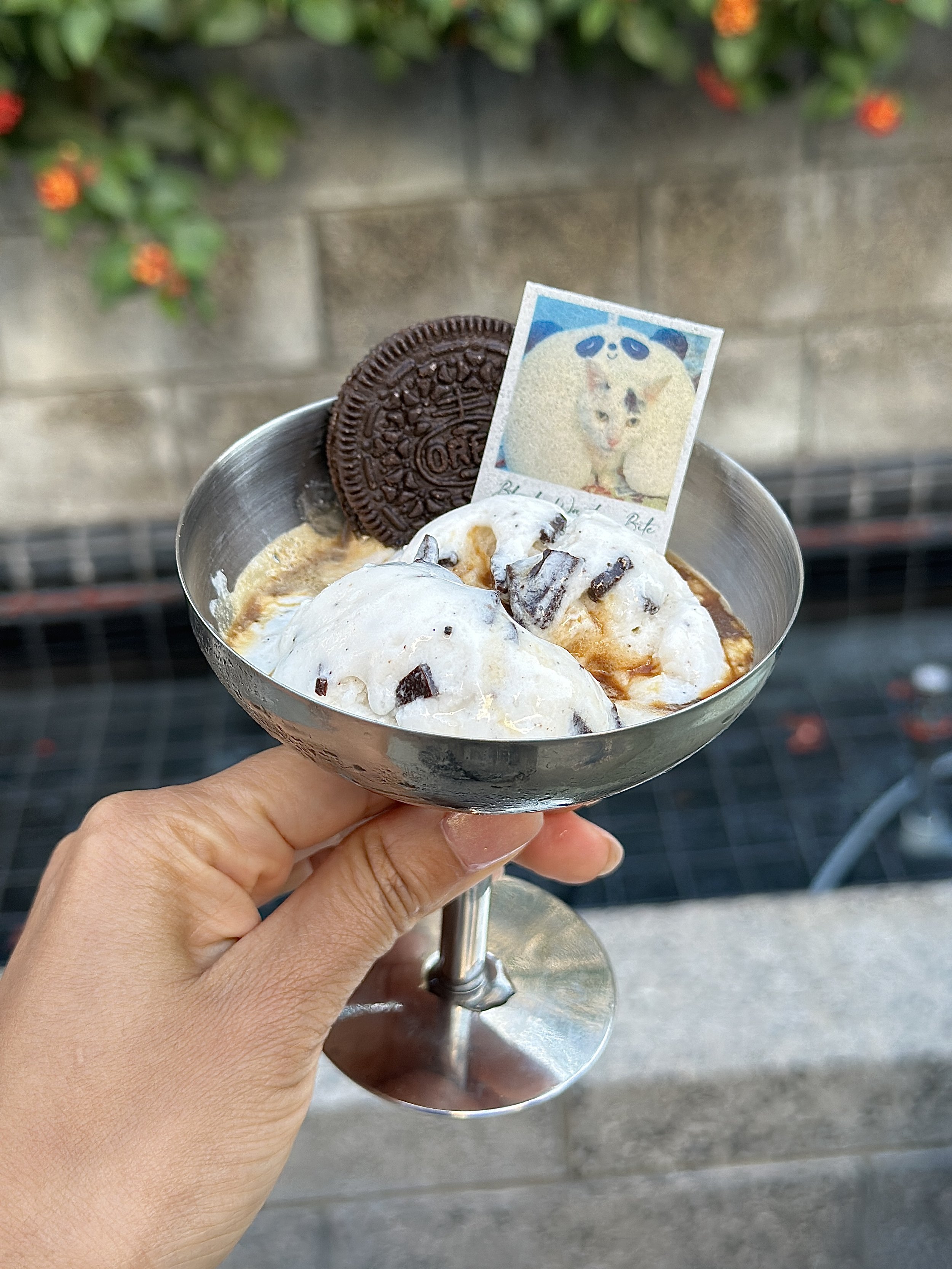 Amaretto Cookies &amp; Cream Affogato