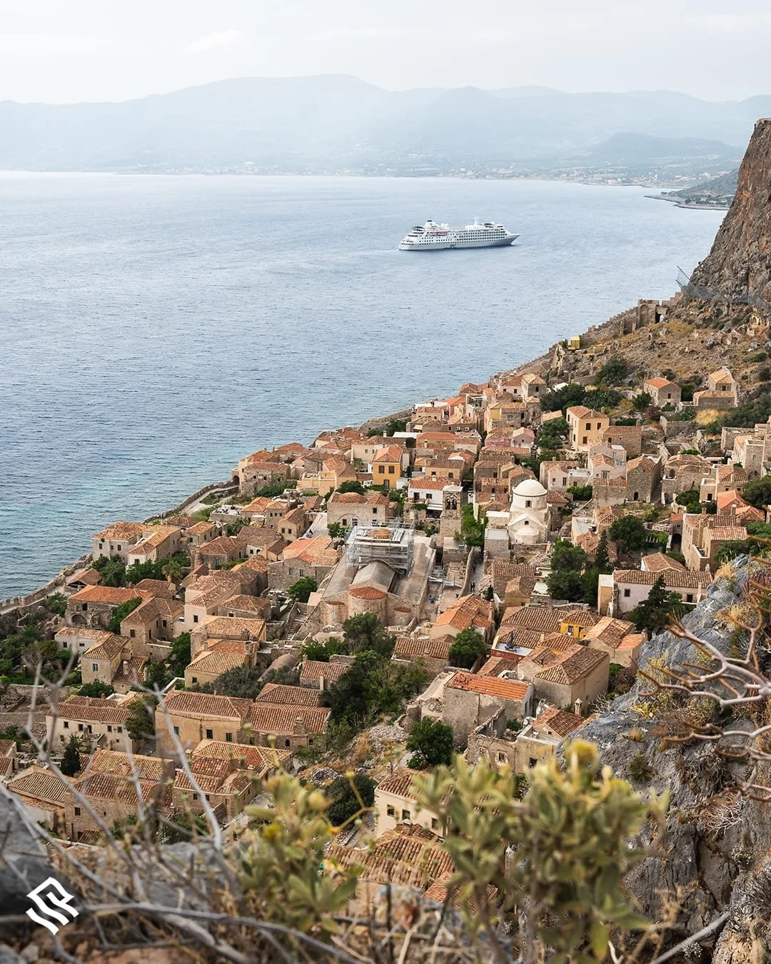 The Greek Islands are home to iconic slices of paradise as well as hidden gems offering an unspoiled, authentic experience. Be part of the timeless magic of Greece on an all-inclusive, ultra-luxury Mediterranean voyage with Silversea.