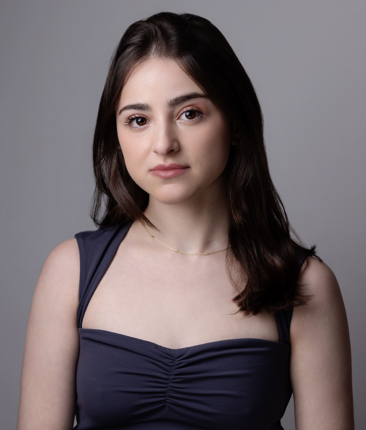 Ella Kahan - headshot