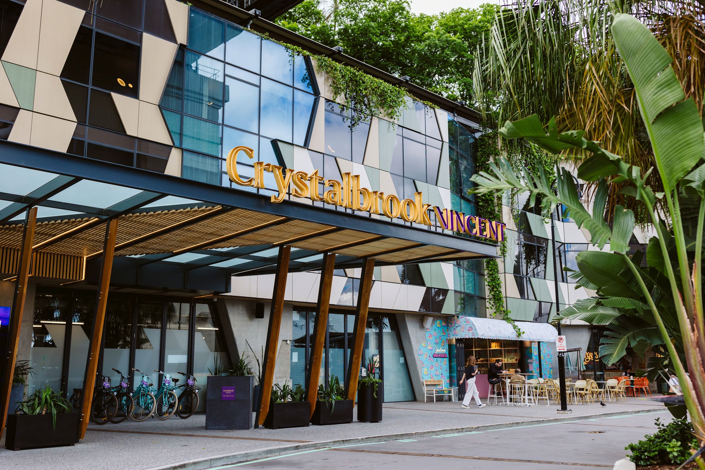 Gold Coast Brisbane Wedding Photographer Nikolas David High Church Venue-2.jpg