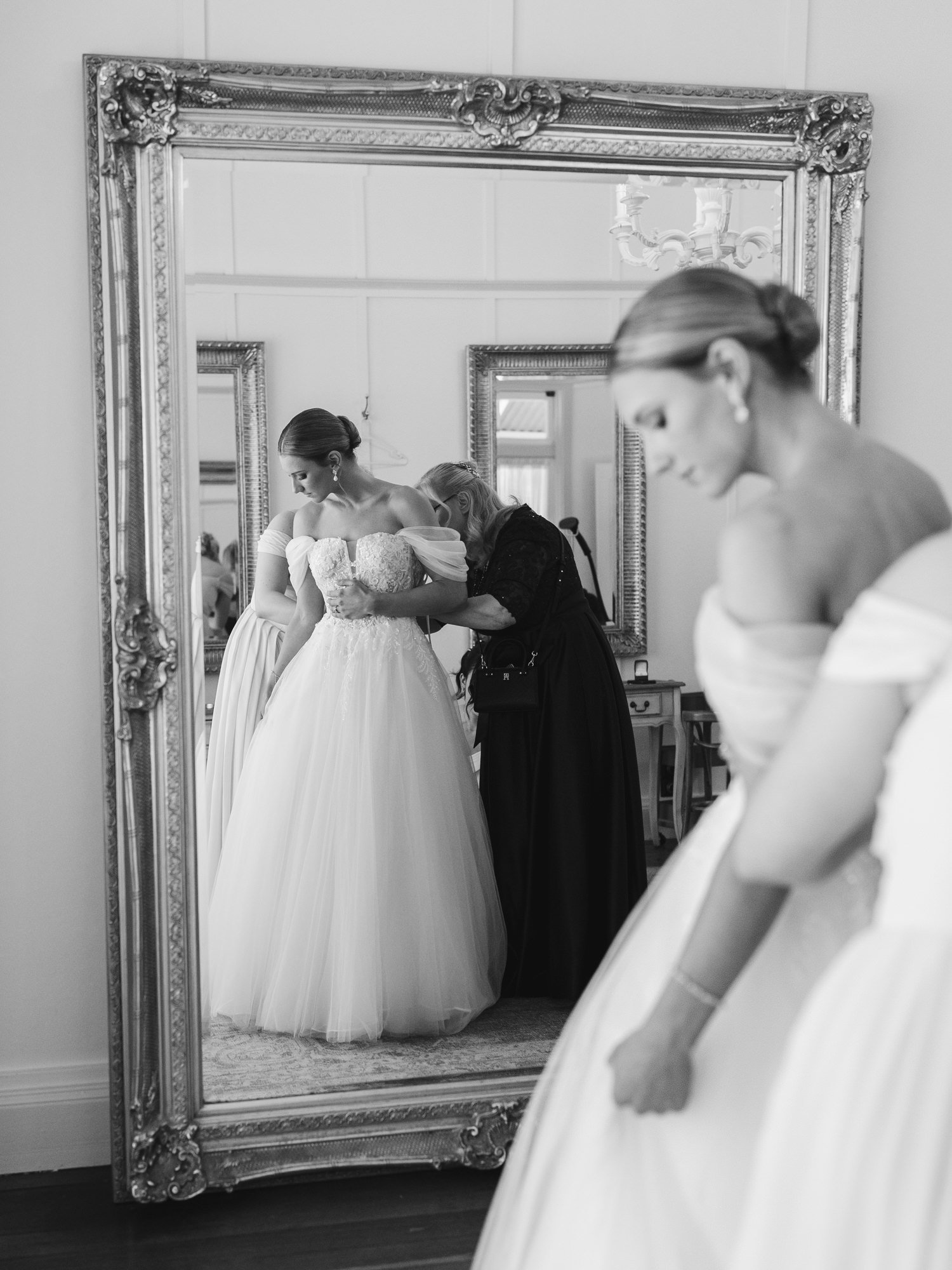  Charlie Lachlan Gabbinbar Wedding Nikolas David-4.jpg
