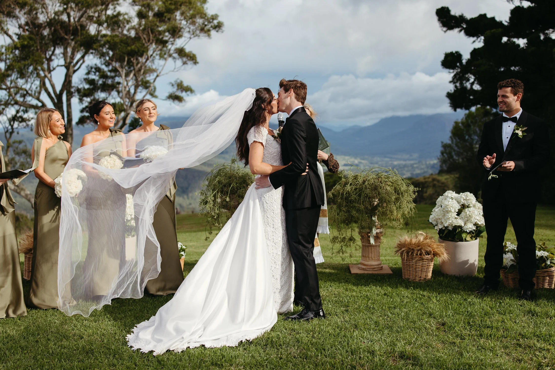Brisbane Wedding Photographer Nikolas David Rosewood Estate-11.jpg