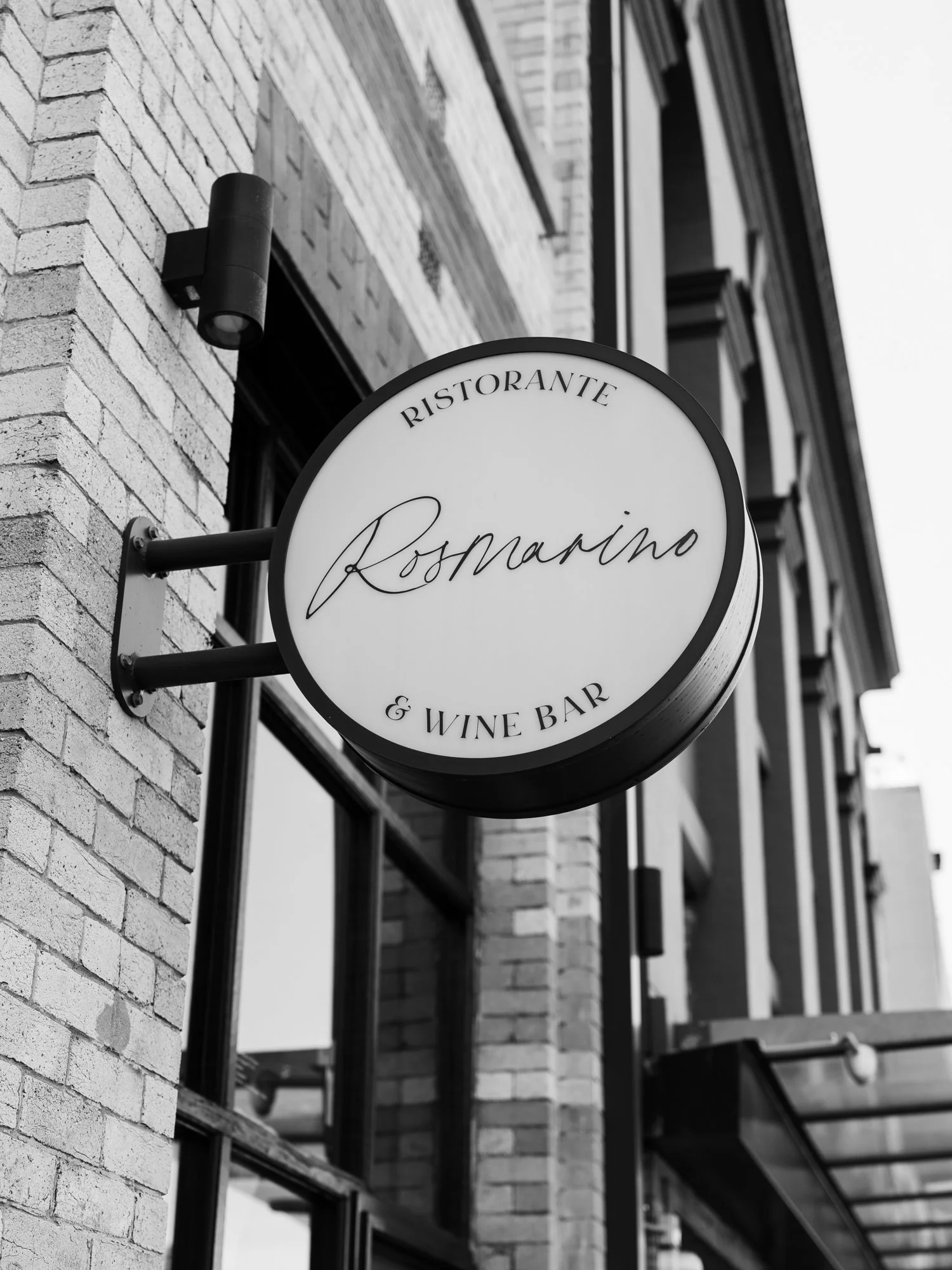Brisbane Wedding Photographer Nikolas David Rosmarino Venue Jordan Tom-12.jpg