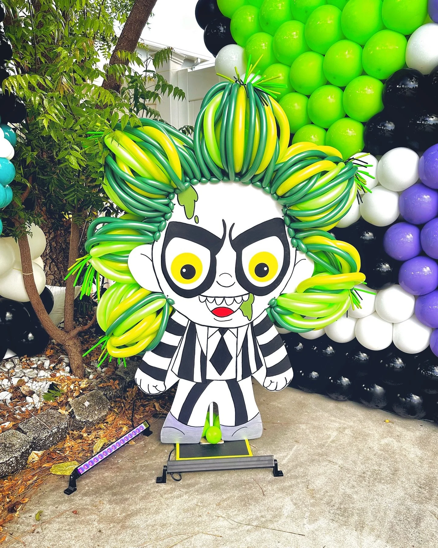I&rsquo;m the ghost with the most, babe 🪲

YOU voted &amp; even the dead came to life in this EPIC Beetlejuice photo-op for Halloween night👻&hellip; it only took a couple thousand balloons 😅 

I hope everyone&rsquo;s kids got enough candy to last 