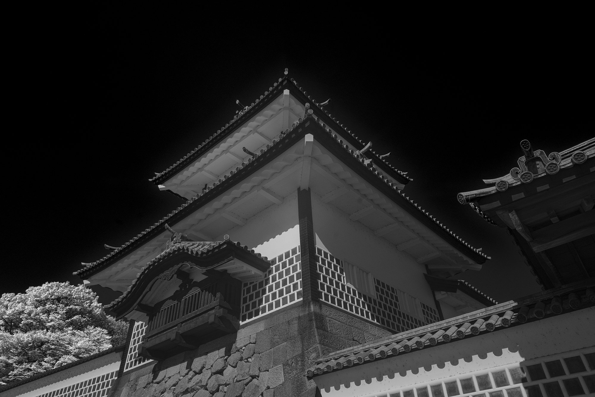Castle_01_2000.jpg
