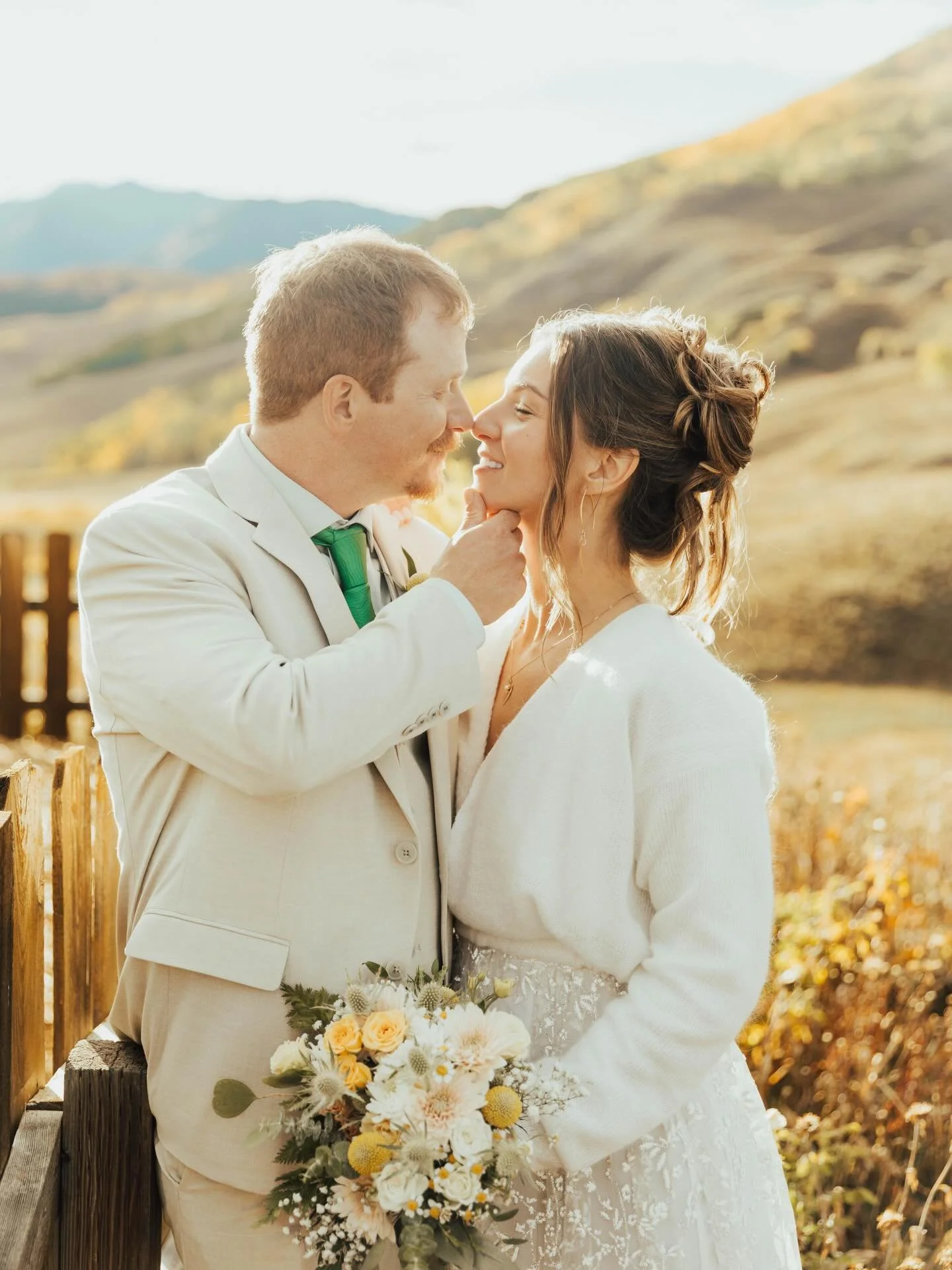 A day filled with warmth, joy, and two truly genuine souls. Here&rsquo;s to many more beautiful days ahead!

Photography /&nbsp;@ashfrenchphoto
Catering /&nbsp;@slowgroovin_bbq
Beauty /&nbsp;@nataliedukebeauty
Florals /&nbsp;@finallyfloral
DJ /&nbsp;