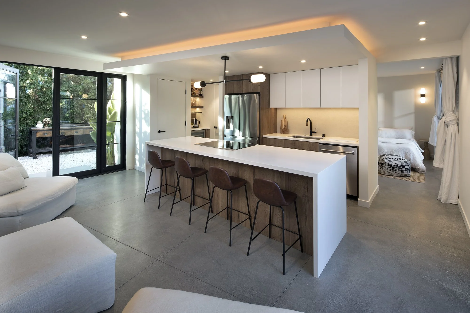 Free transitions for Living, Eating, & Sleeping