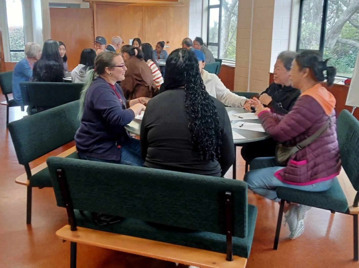 KiwiTalk: Connecting a Local Church with Its Migrant Community