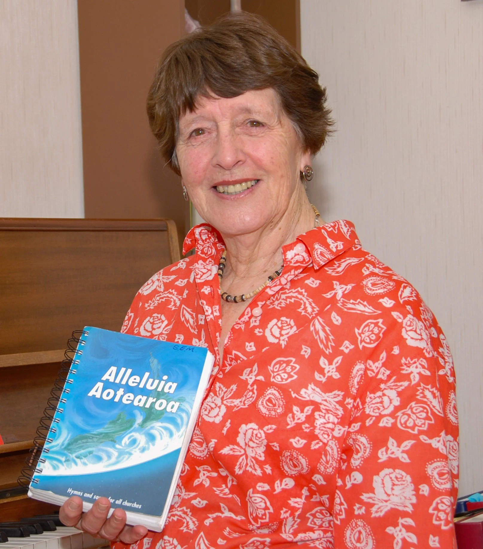 Shirley Erena Murray – Hymn Writer, Theologian, Poet and Prophet